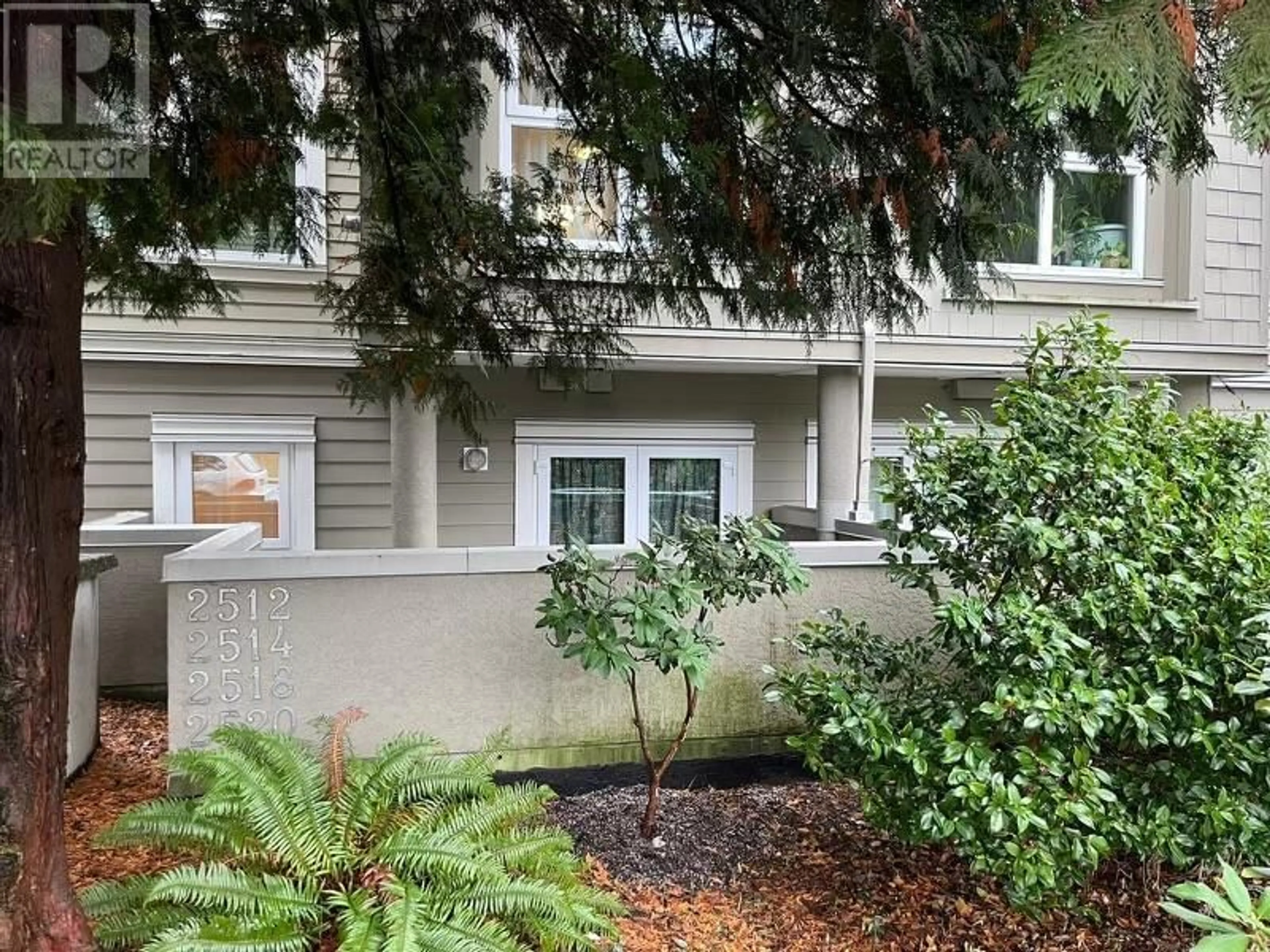 A pic from exterior of the house or condo, cottage for 2512 W 4TH AVENUE, Vancouver British Columbia V6K1P6