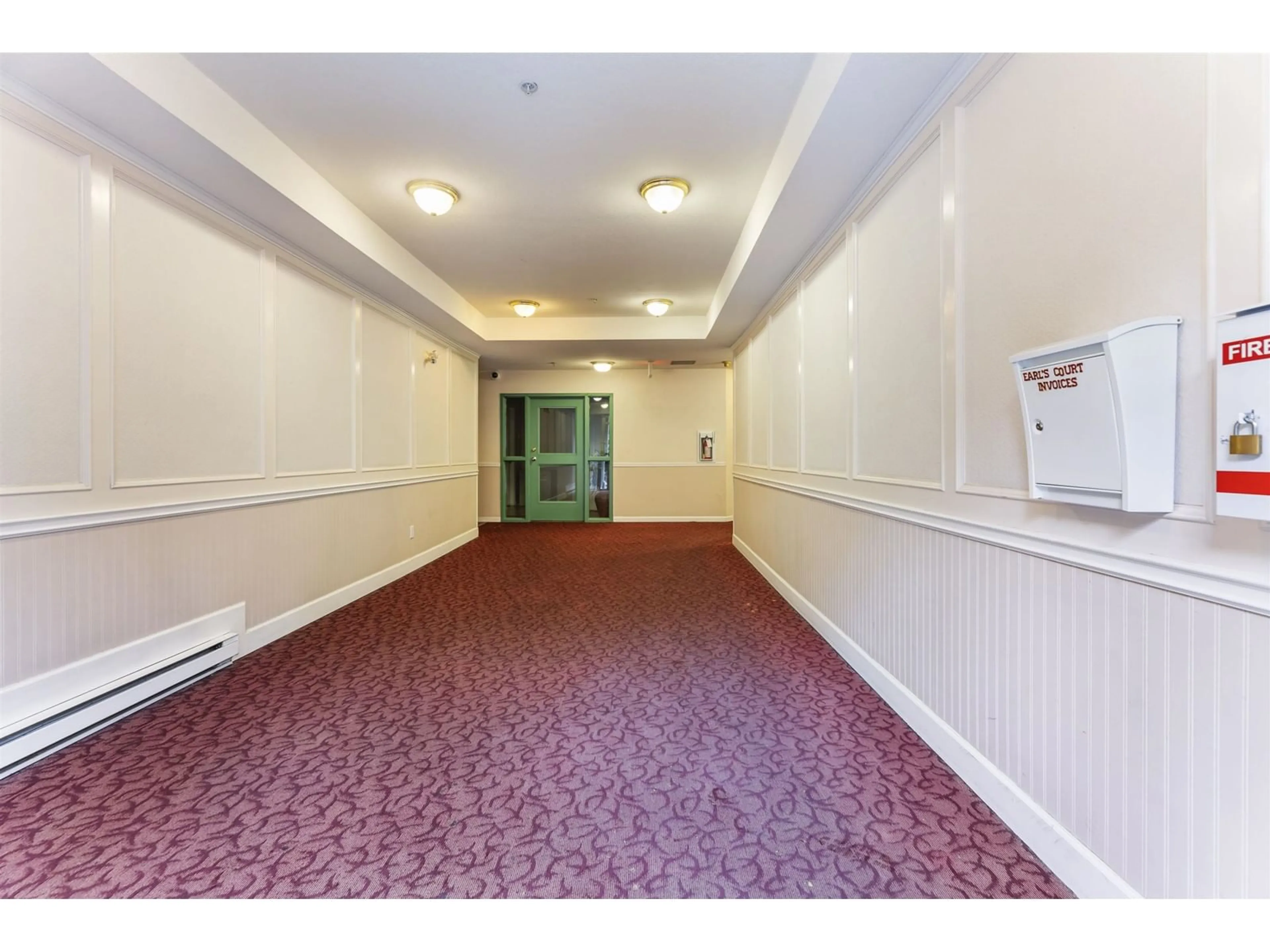 Indoor foyer, unknown floor for 306 13780 76 AVENUE, Surrey British Columbia V3W1E5