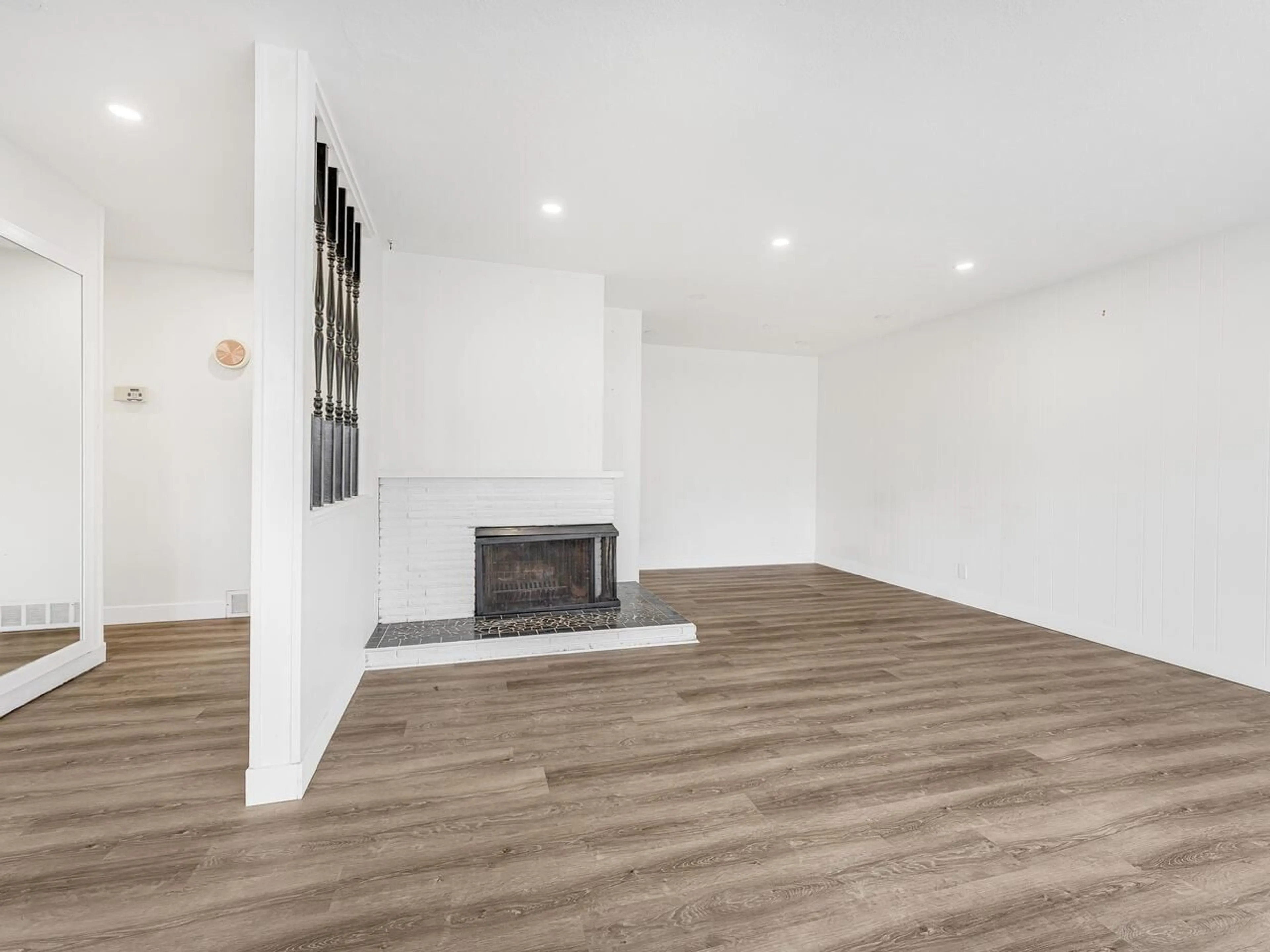 Living room, wood floors for 11451 95 AVENUE, Delta British Columbia V4C3T3