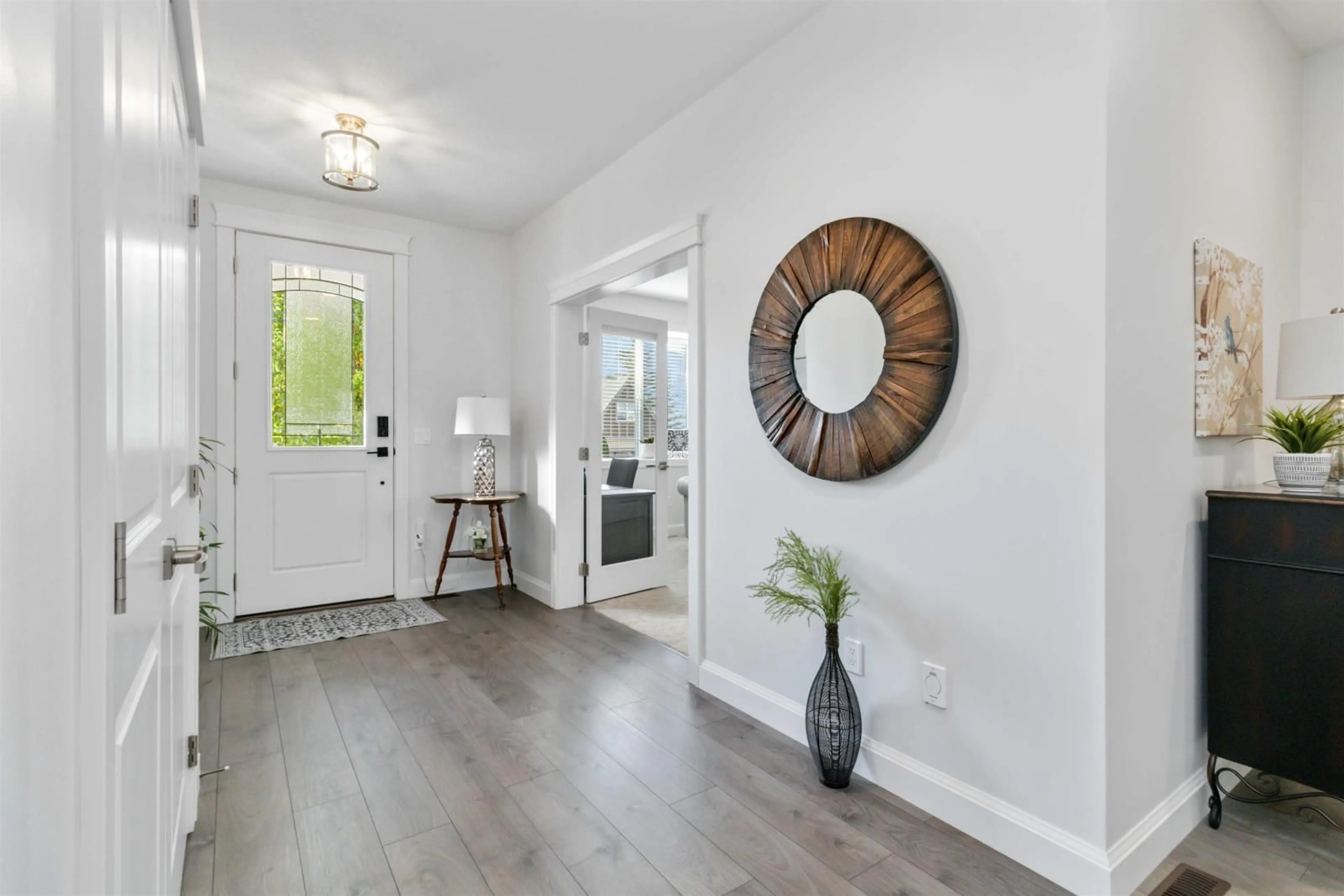 Indoor entryway, wood floors for 1416 HIGHLANDS BOULEVARD, Agassiz British Columbia V0M1A1