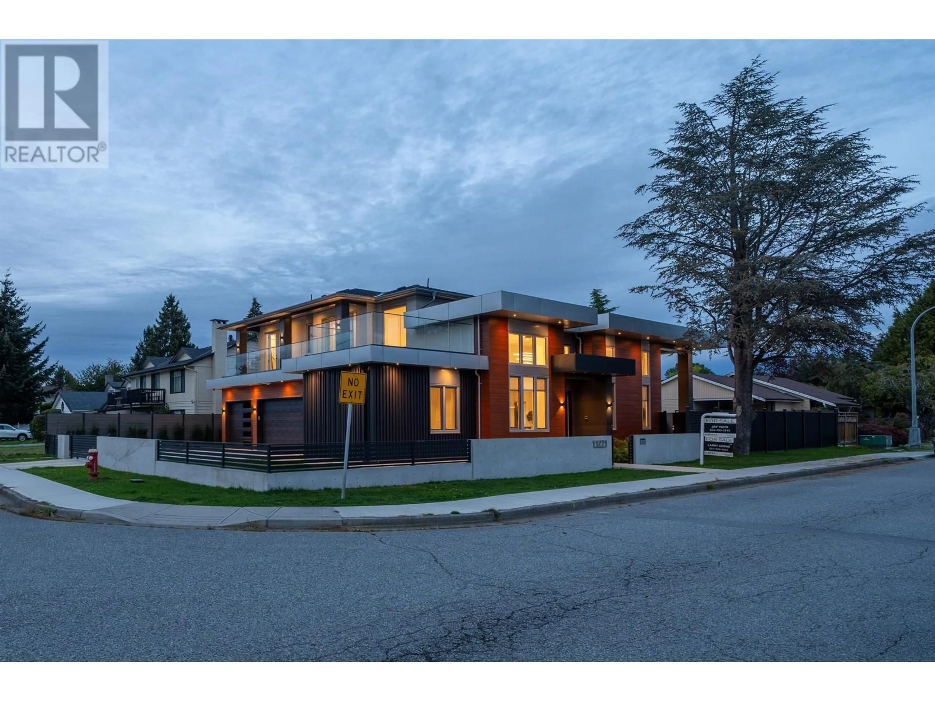 Home with brick exterior material, street for 11271 KINGSGROVE AVENUE, Richmond British Columbia V7A3B2