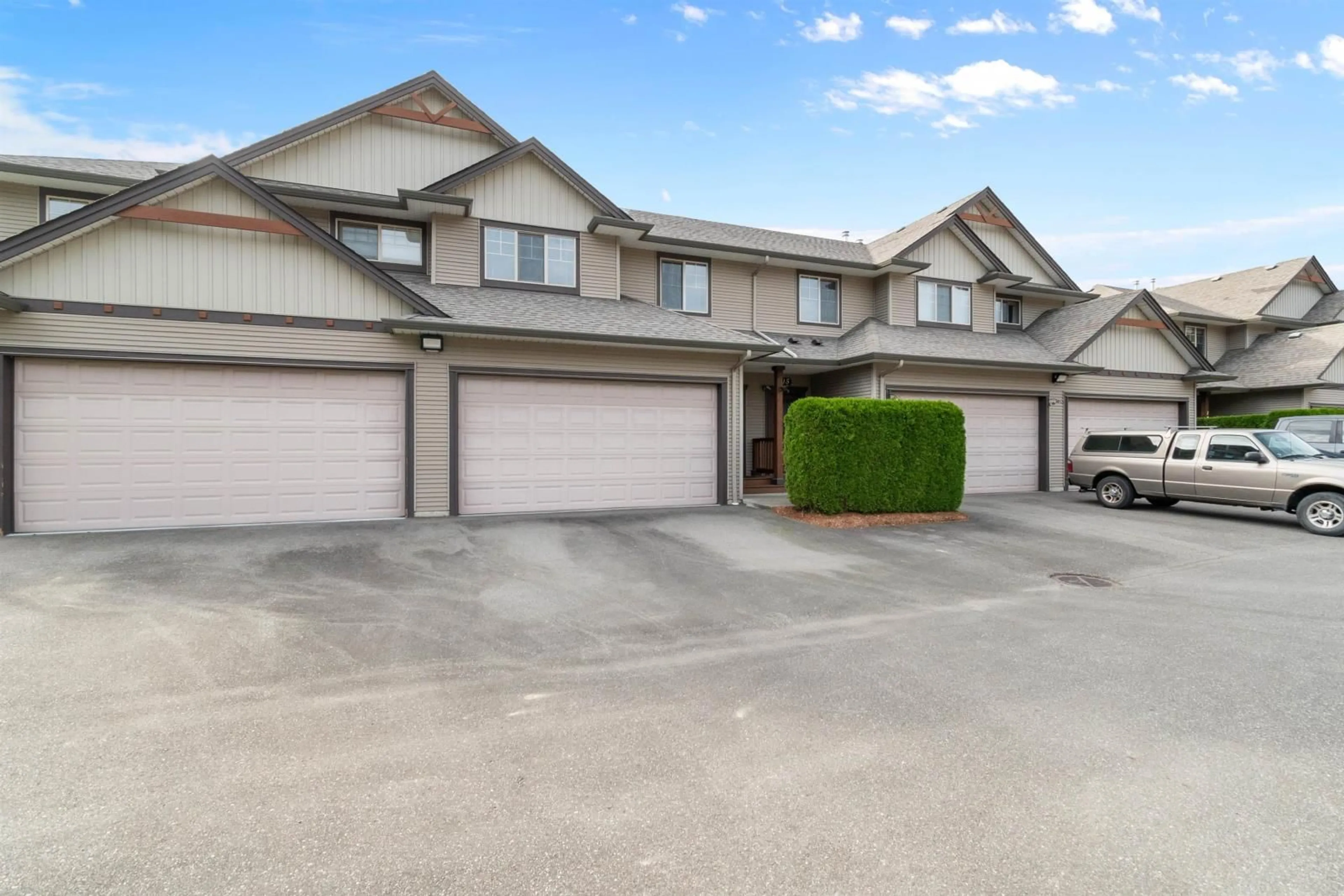 A pic from exterior of the house or condo, the street view for 14 7543 MORROW ROAD, Agassiz British Columbia V0M1A2