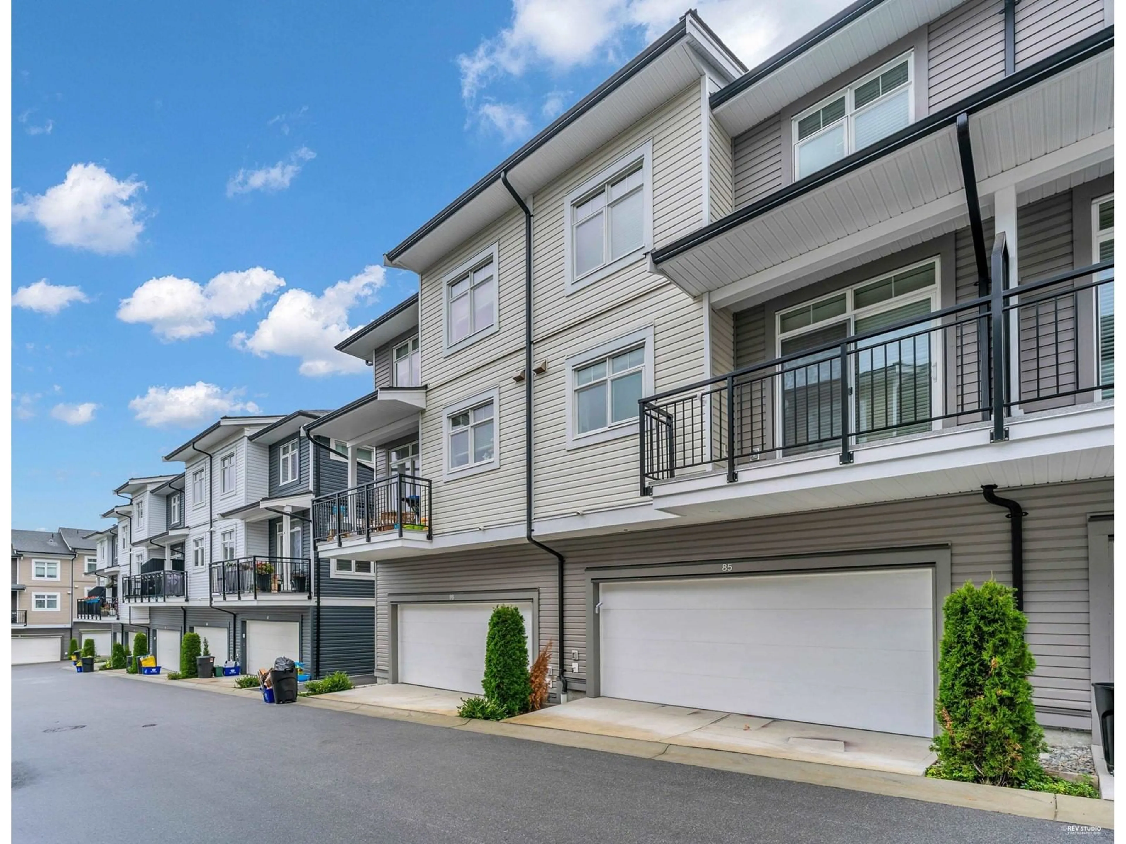 A pic from exterior of the house or condo, the street view for 85 2070 OAK MEADOWS DRIVE, Surrey British Columbia V3Z1J1