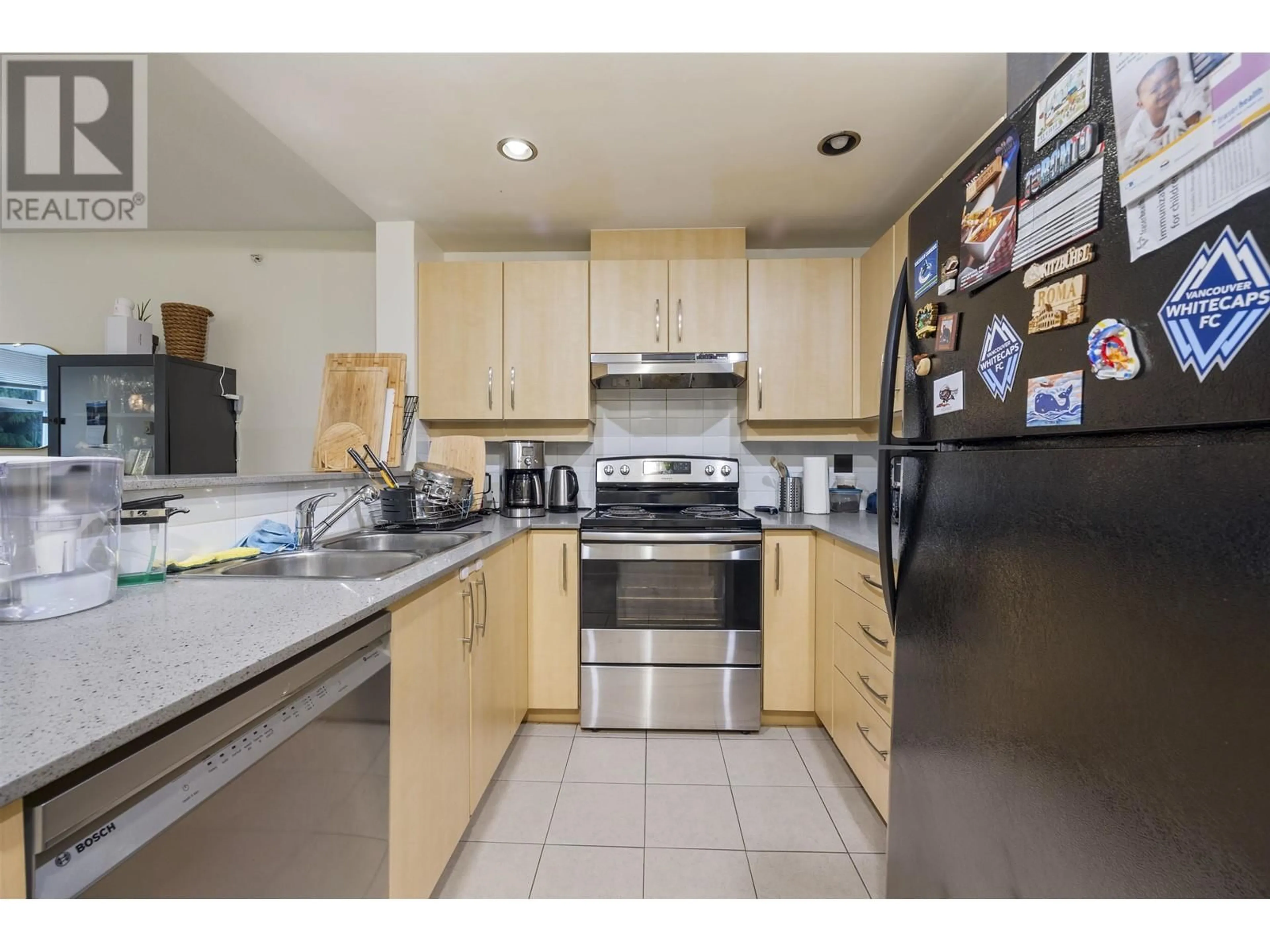 Standard kitchen, wood floors for 004 9288 UNIVERSITY CRESCENT, Burnaby British Columbia V5A4X7