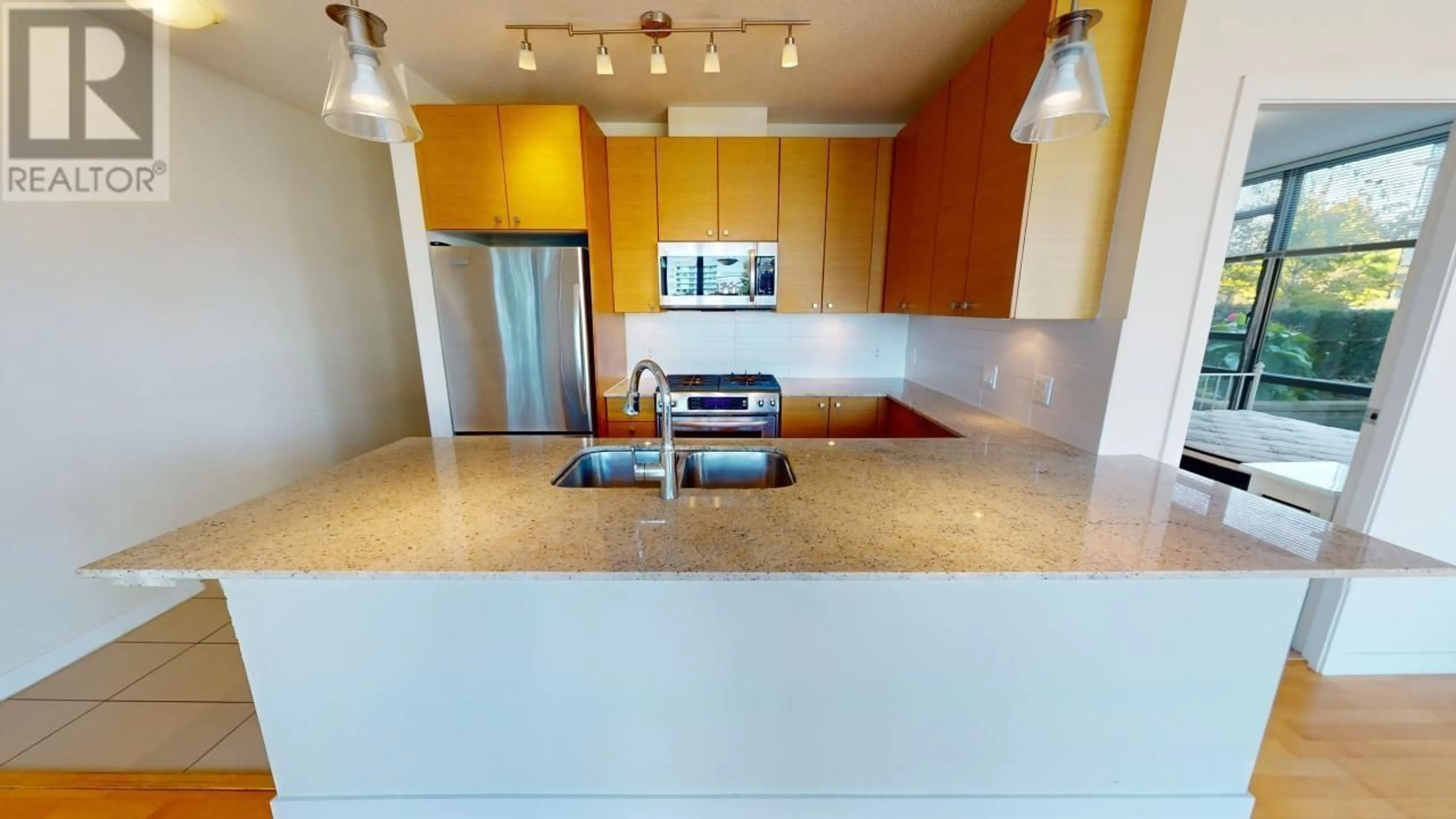 Kitchen for 503 7362 ELMBRIDGE WAY, Richmond British Columbia V6X0A6