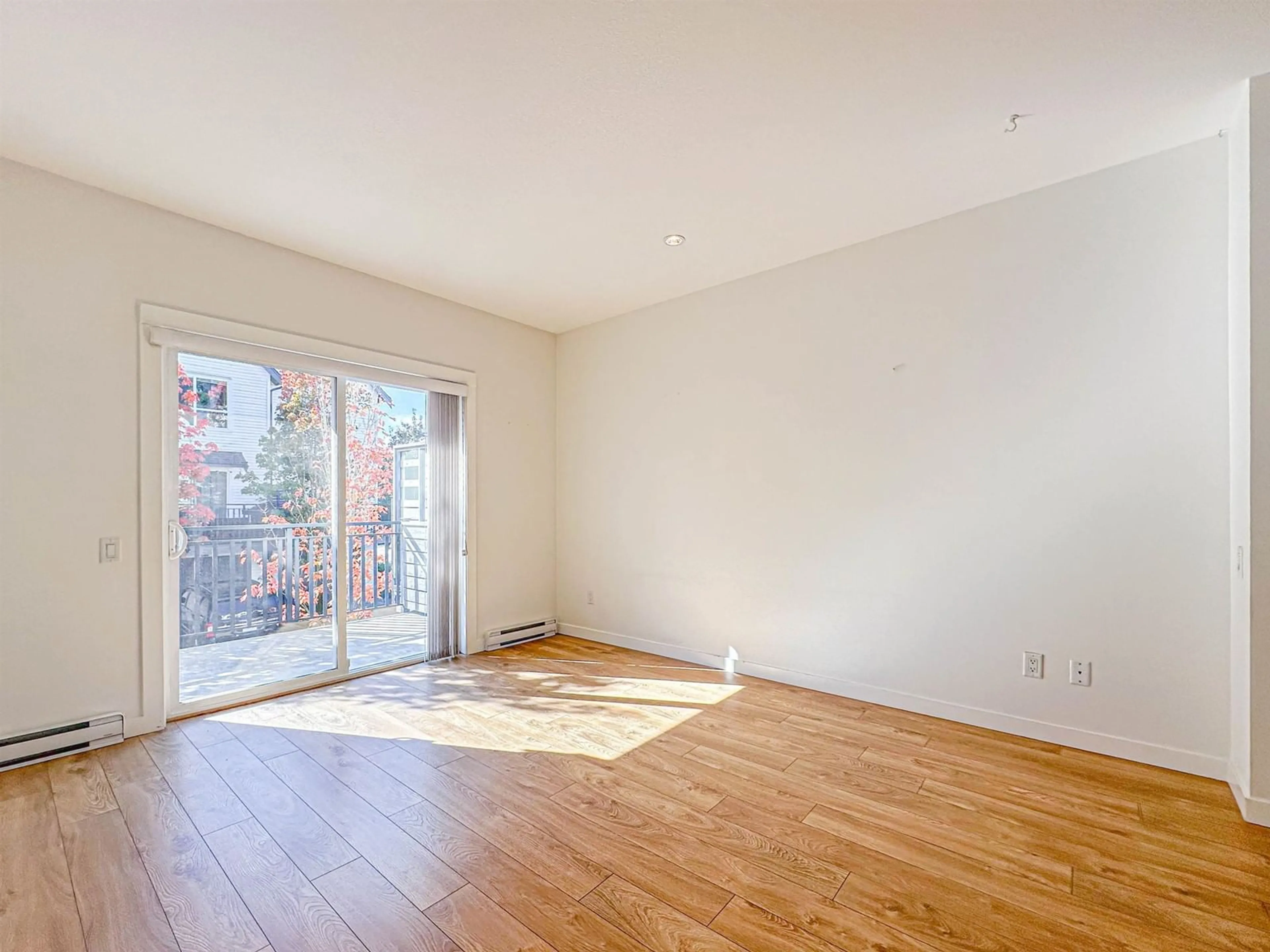 A pic of a room, wood floors for 20 19159 WATKINS DRIVE, Surrey British Columbia V4N6P7