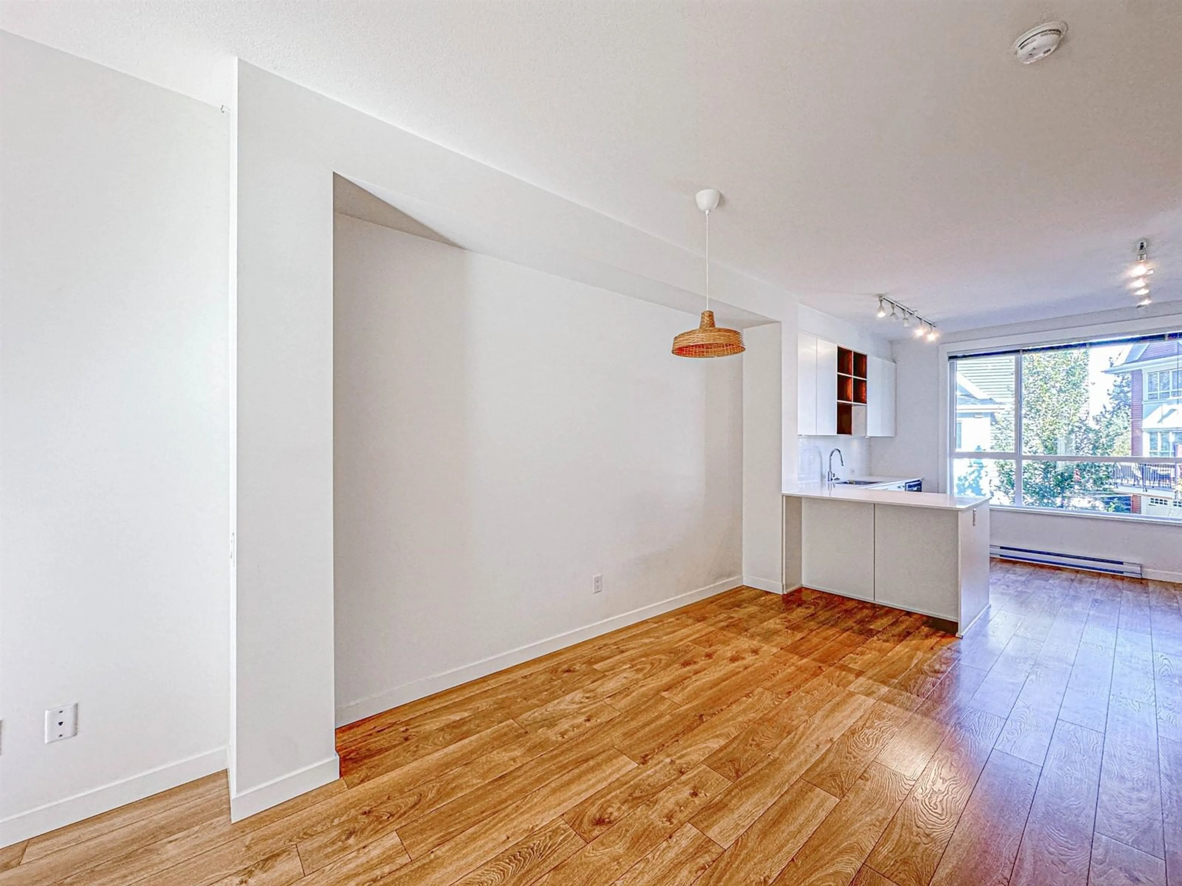 A pic of a room, wood floors for 20 19159 WATKINS DRIVE, Surrey British Columbia V4N6P7