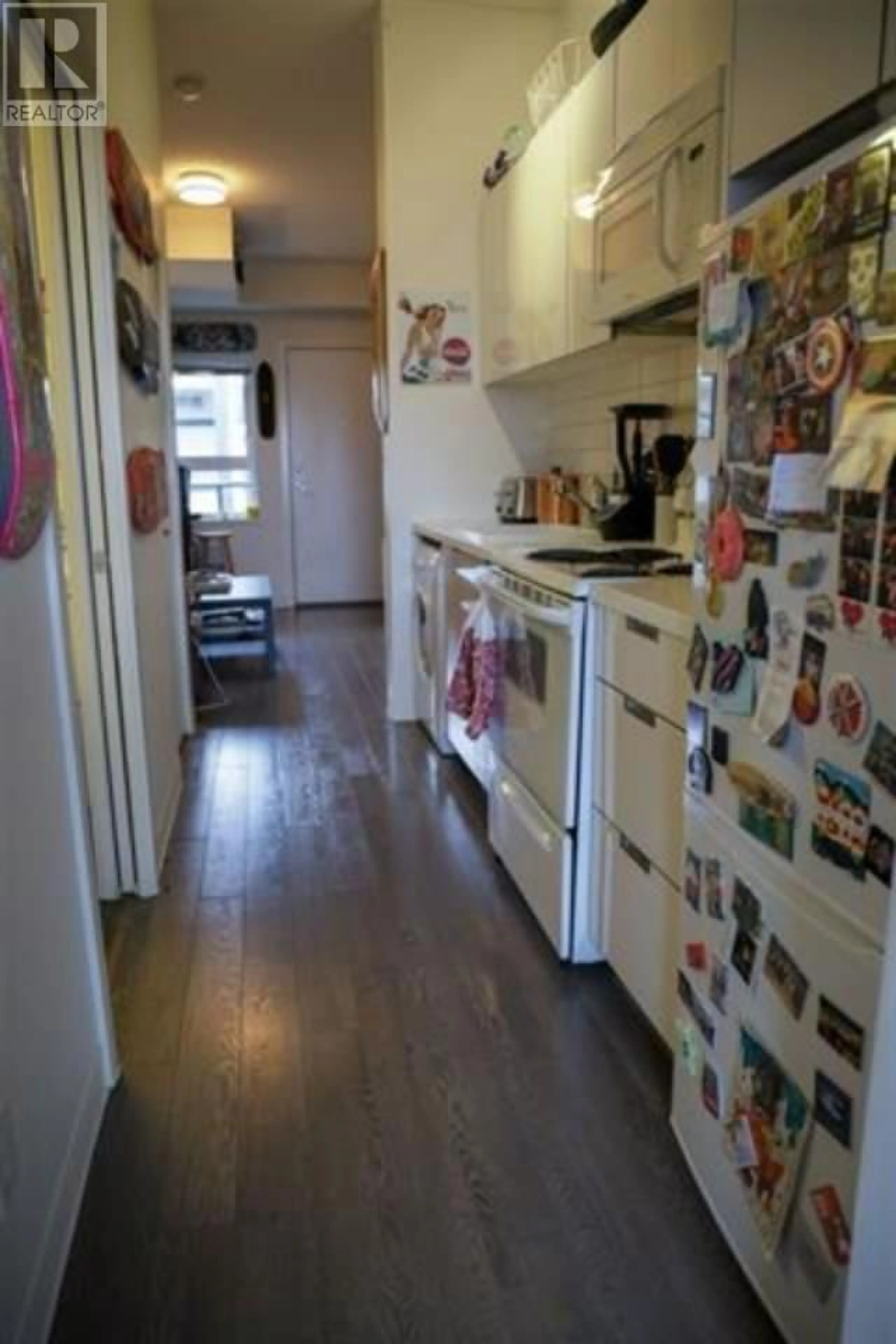 Kitchen, wood floors, cottage for 606 138 E HASTINGS STREET, Vancouver British Columbia V6A1N4