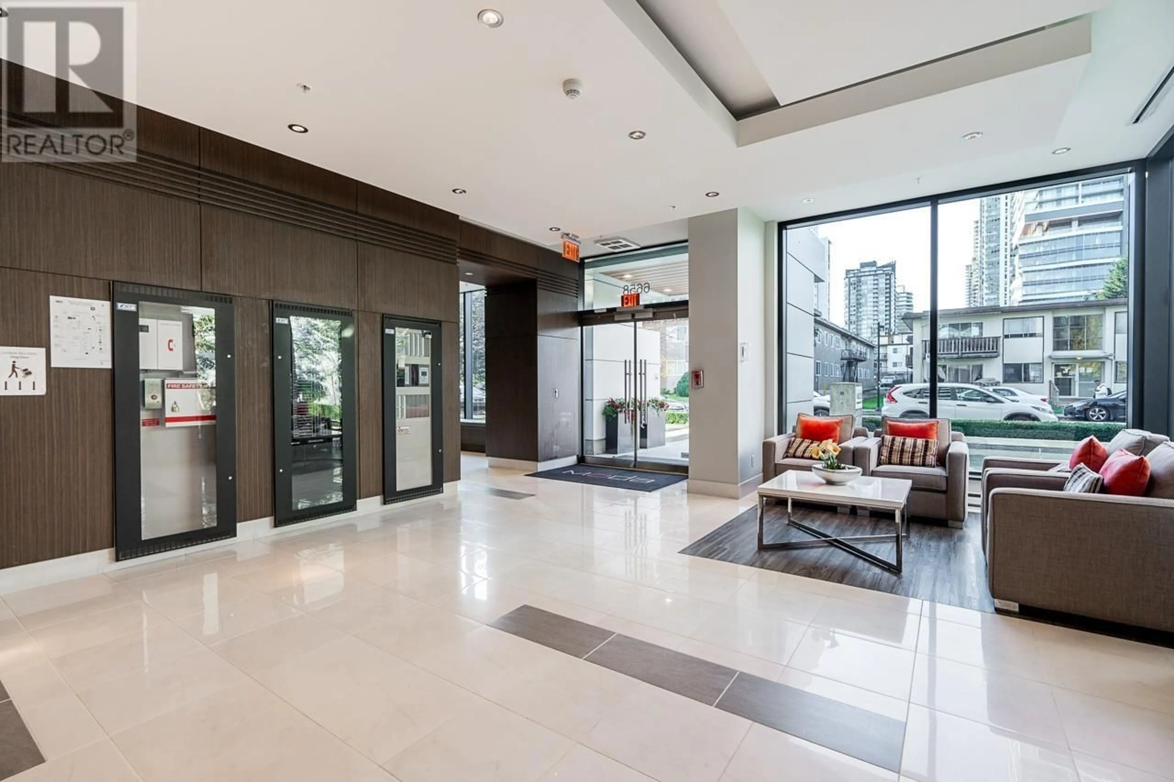 Indoor lobby, cement floor for 3007 6658 DOW AVENUE, Burnaby British Columbia V5H0C7