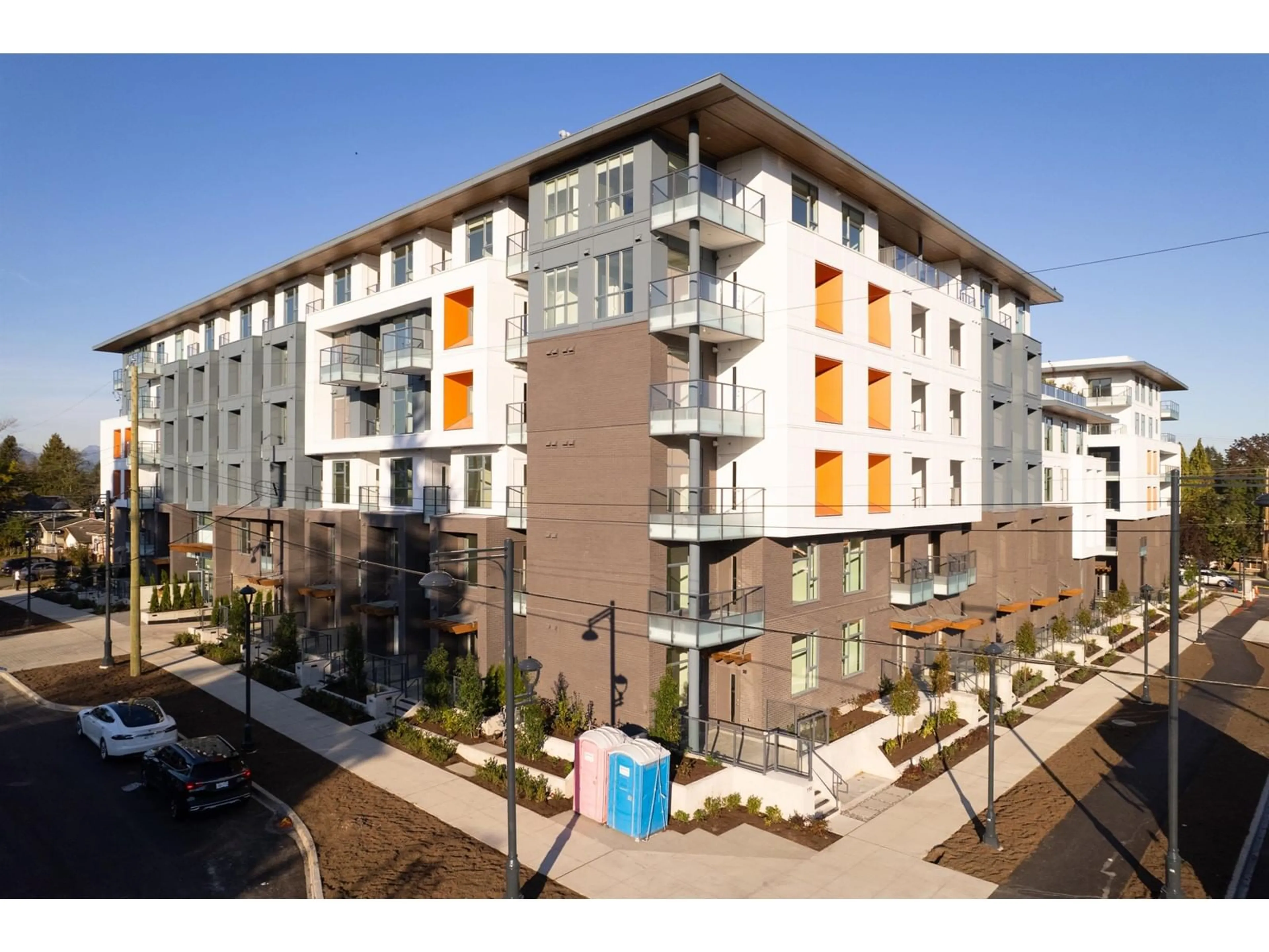 Patio, street for W202 - 10828 139A, Surrey British Columbia V3R0H3