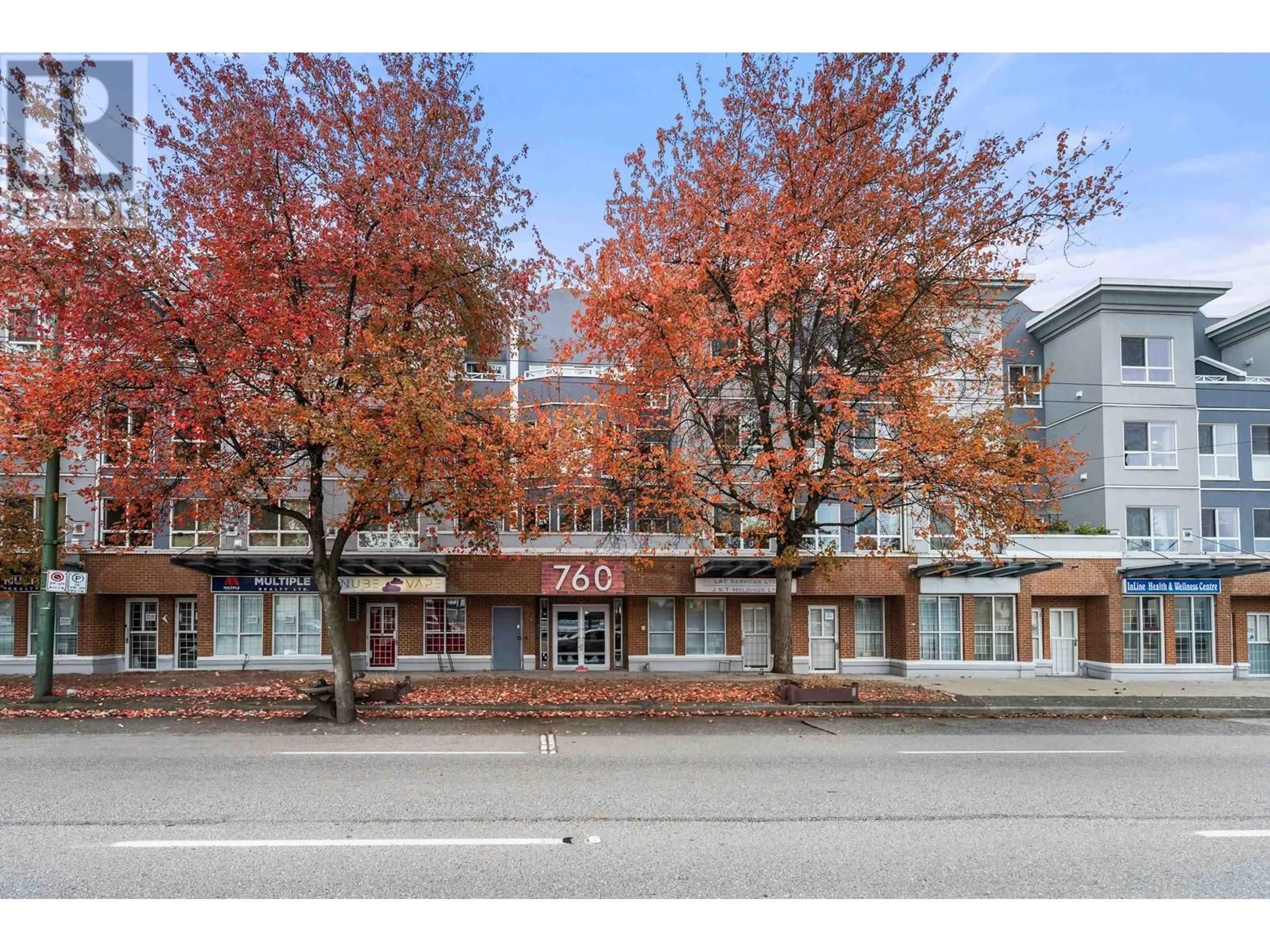 A pic from exterior of the house or condo, the street view for 208 760 KINGSWAY, Vancouver British Columbia V5V3C1