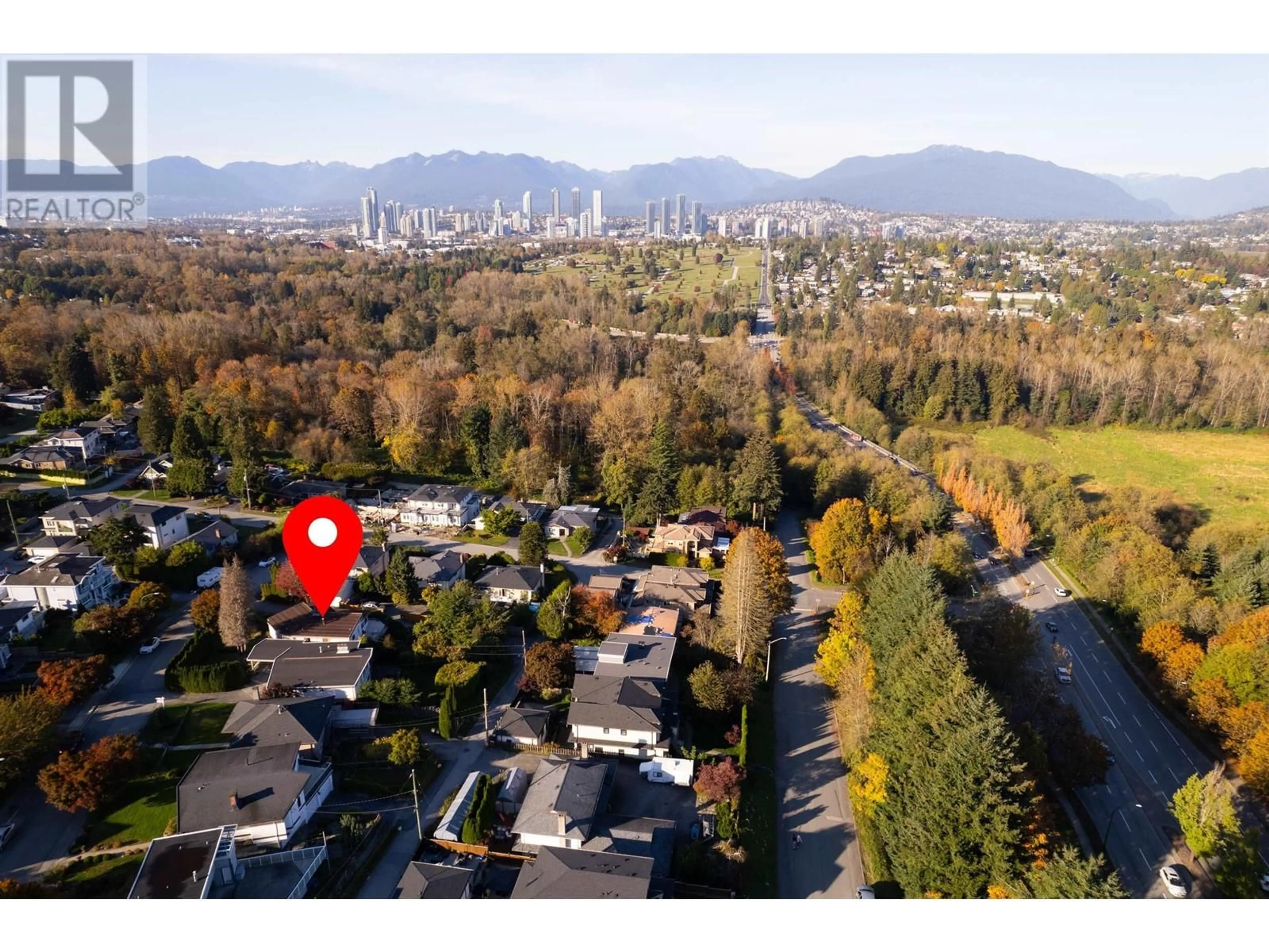 A pic from exterior of the house or condo, the street view for 5578 OAKGLEN DRIVE, Burnaby British Columbia V5H3M5