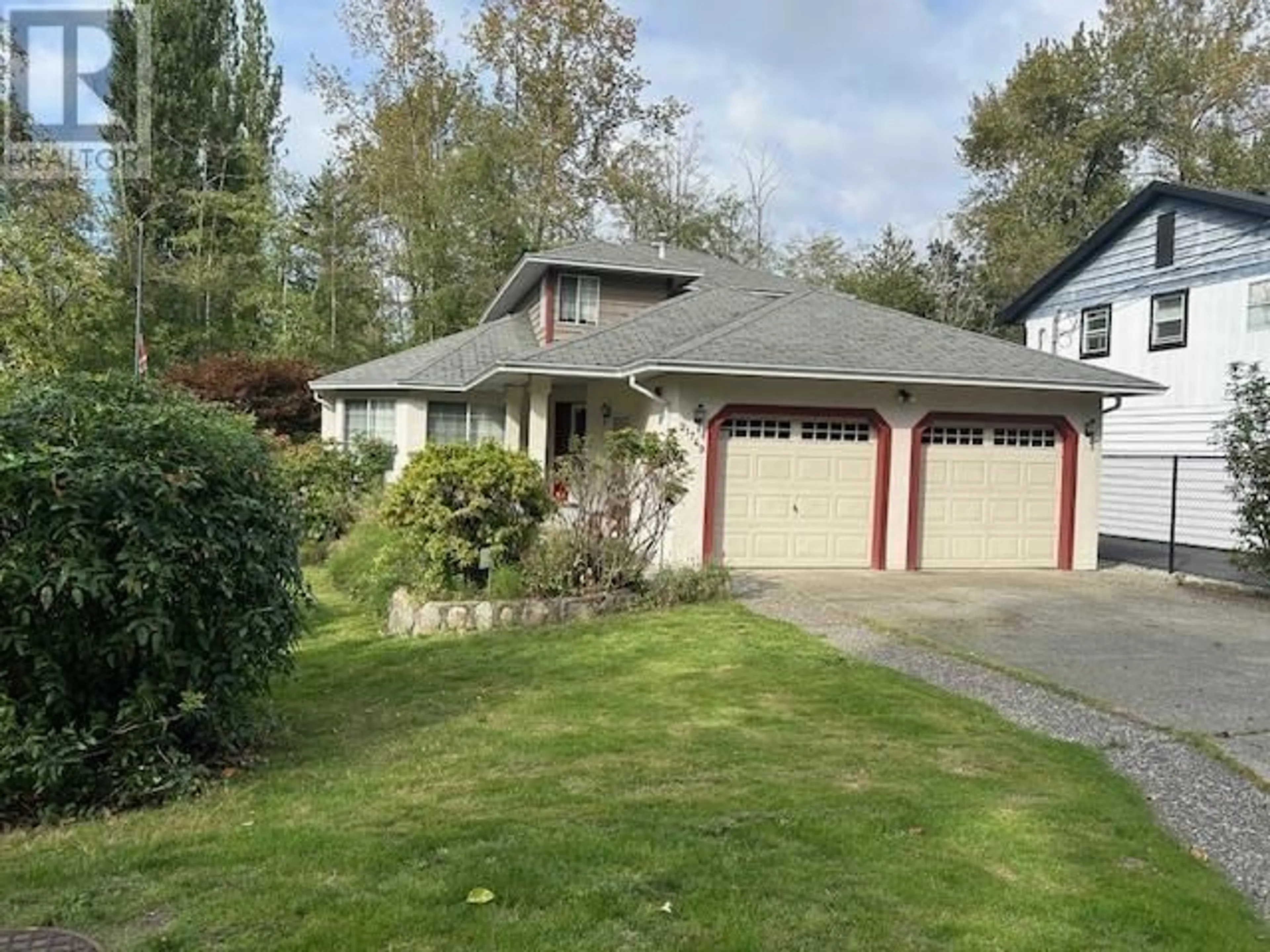 A pic from outside/outdoor area/front of a property/back of a property/a pic from drone, street for 21749 126 AVENUE, Maple Ridge British Columbia V2X4P1