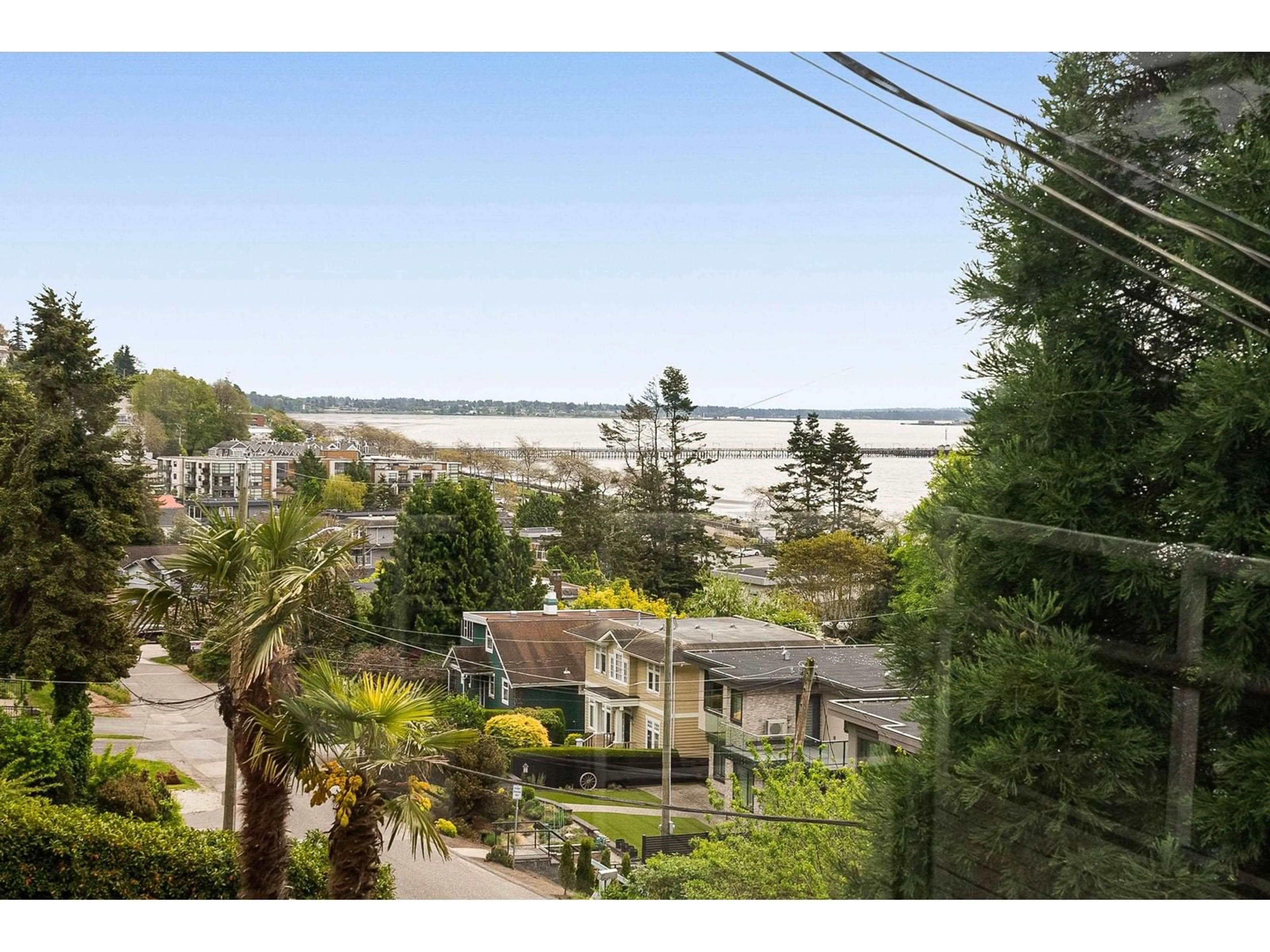 A pic from exterior of the house or condo, cottage for 14623 WEST BEACH AVENUE, White Rock British Columbia V4B2T9