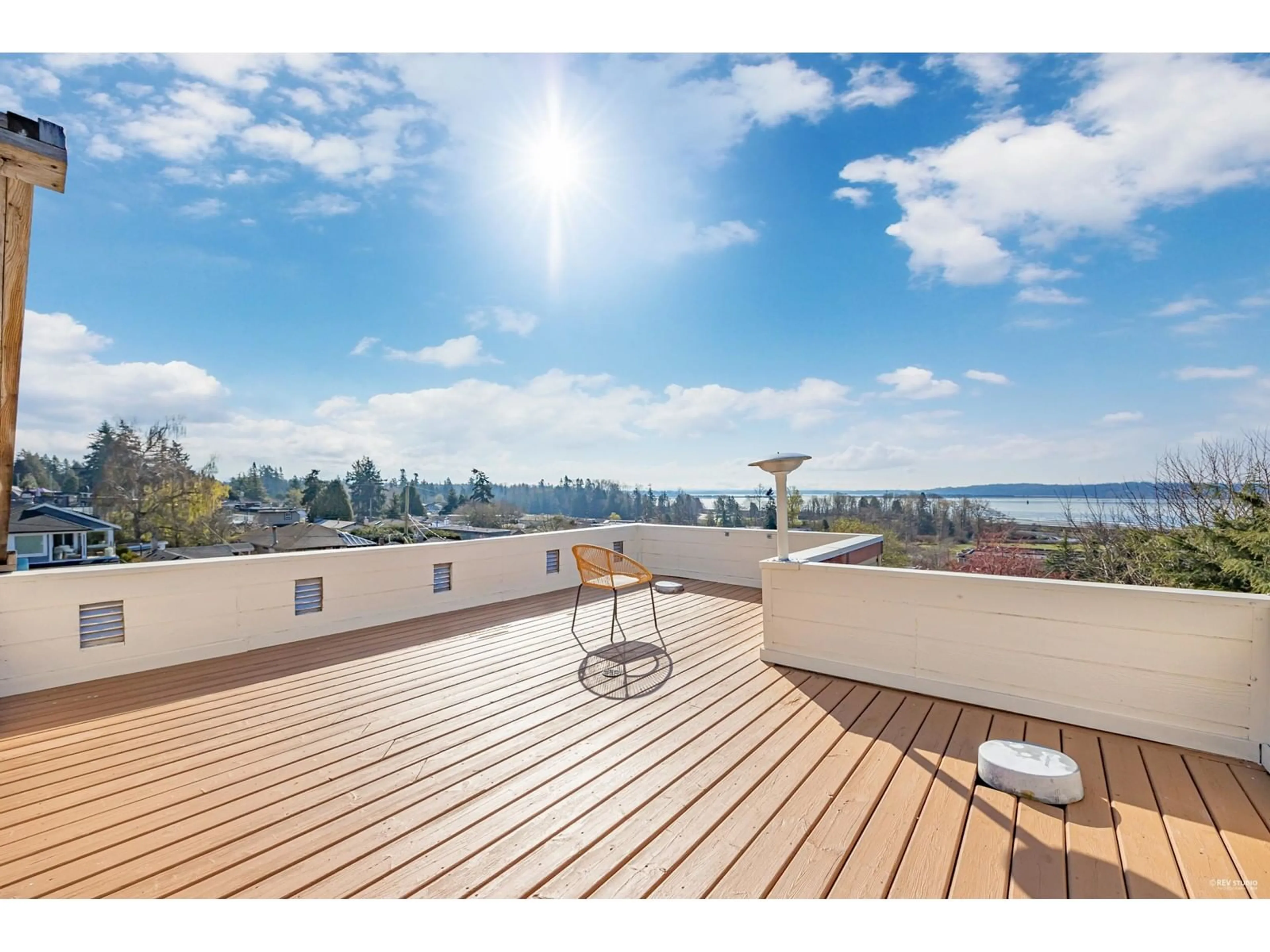 Patio, water/lake/river/ocean view for 939 HABGOOD, White Rock British Columbia V4B4W5