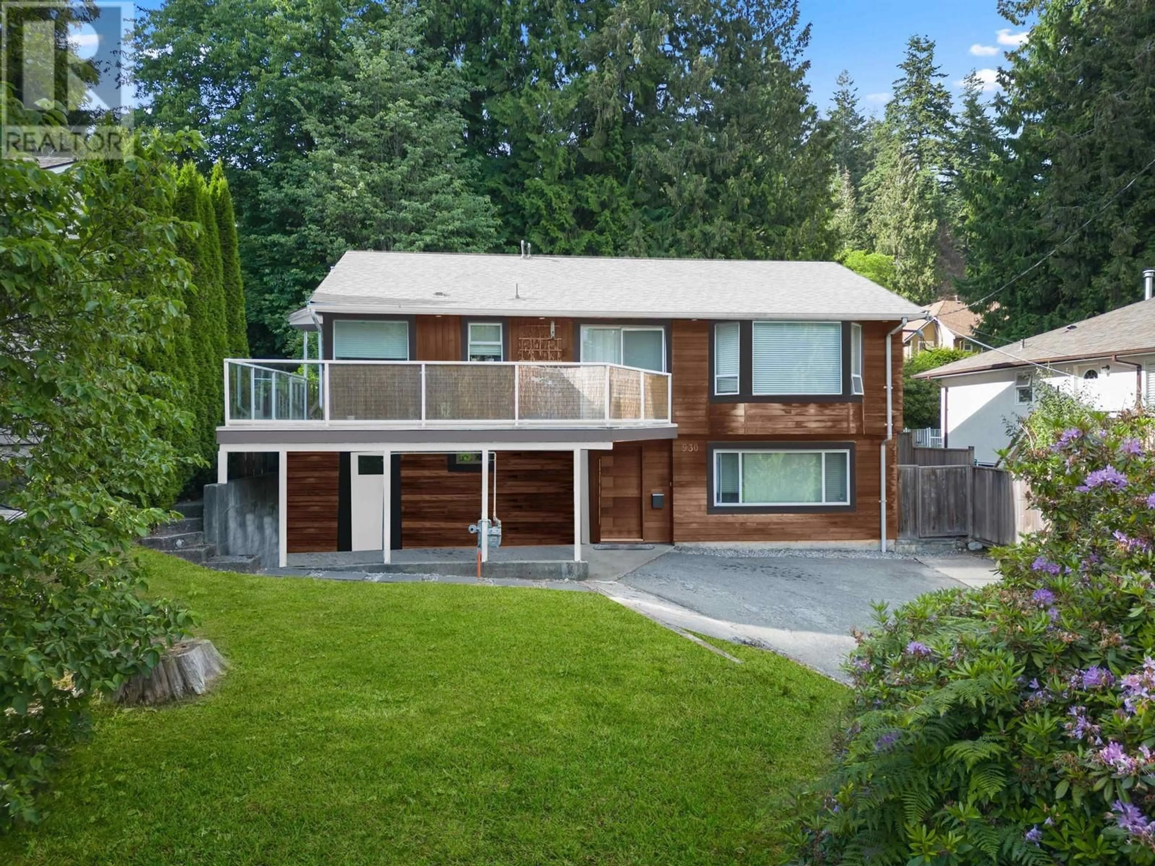 Frontside or backside of a home, cottage for 930 WELLINGTON DRIVE, North Vancouver British Columbia V7K1K9