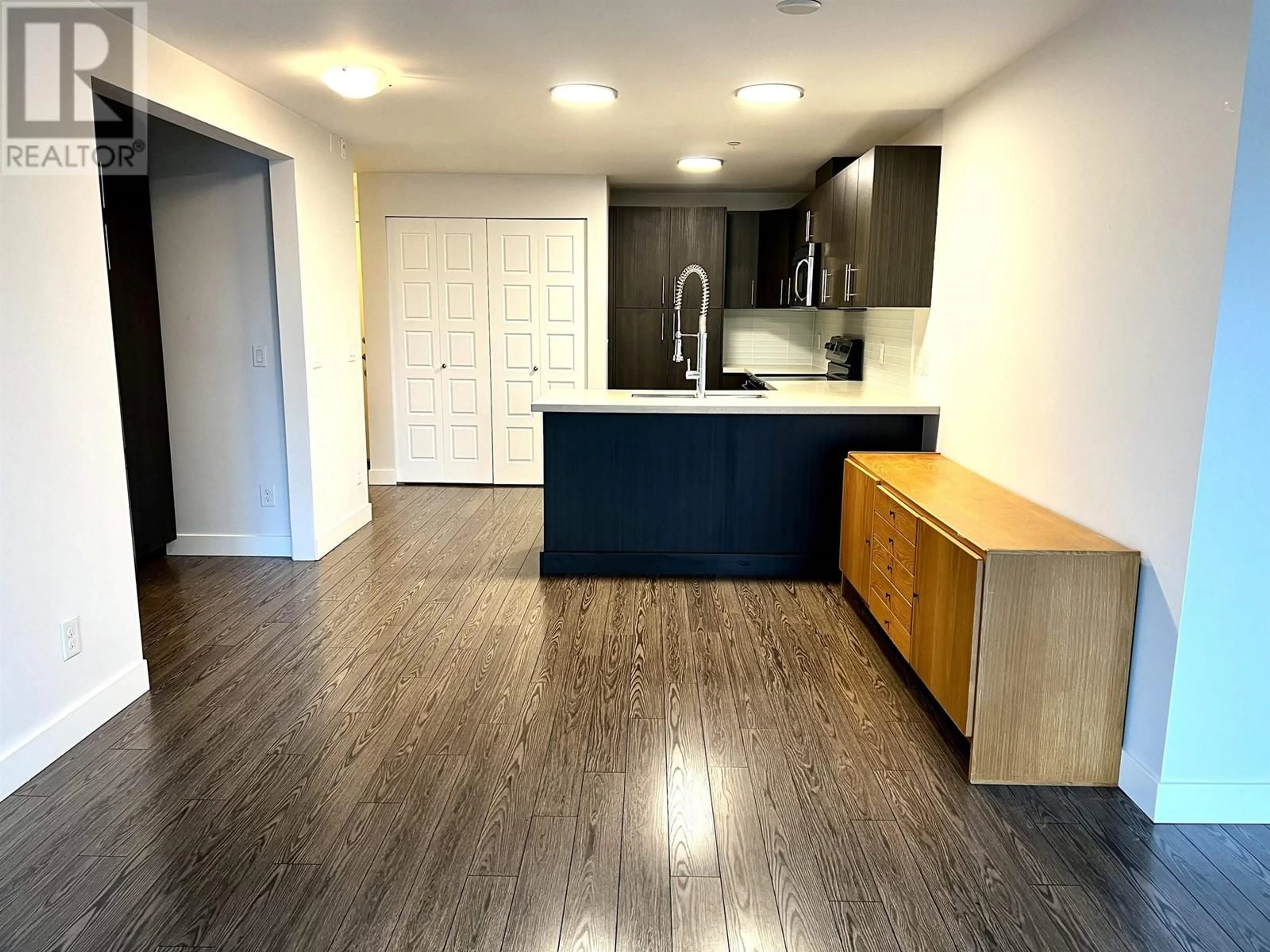 Open concept kitchen, wood/laminate floor for 304 - 12070 227 STREET, Maple Ridge British Columbia V6R2T3