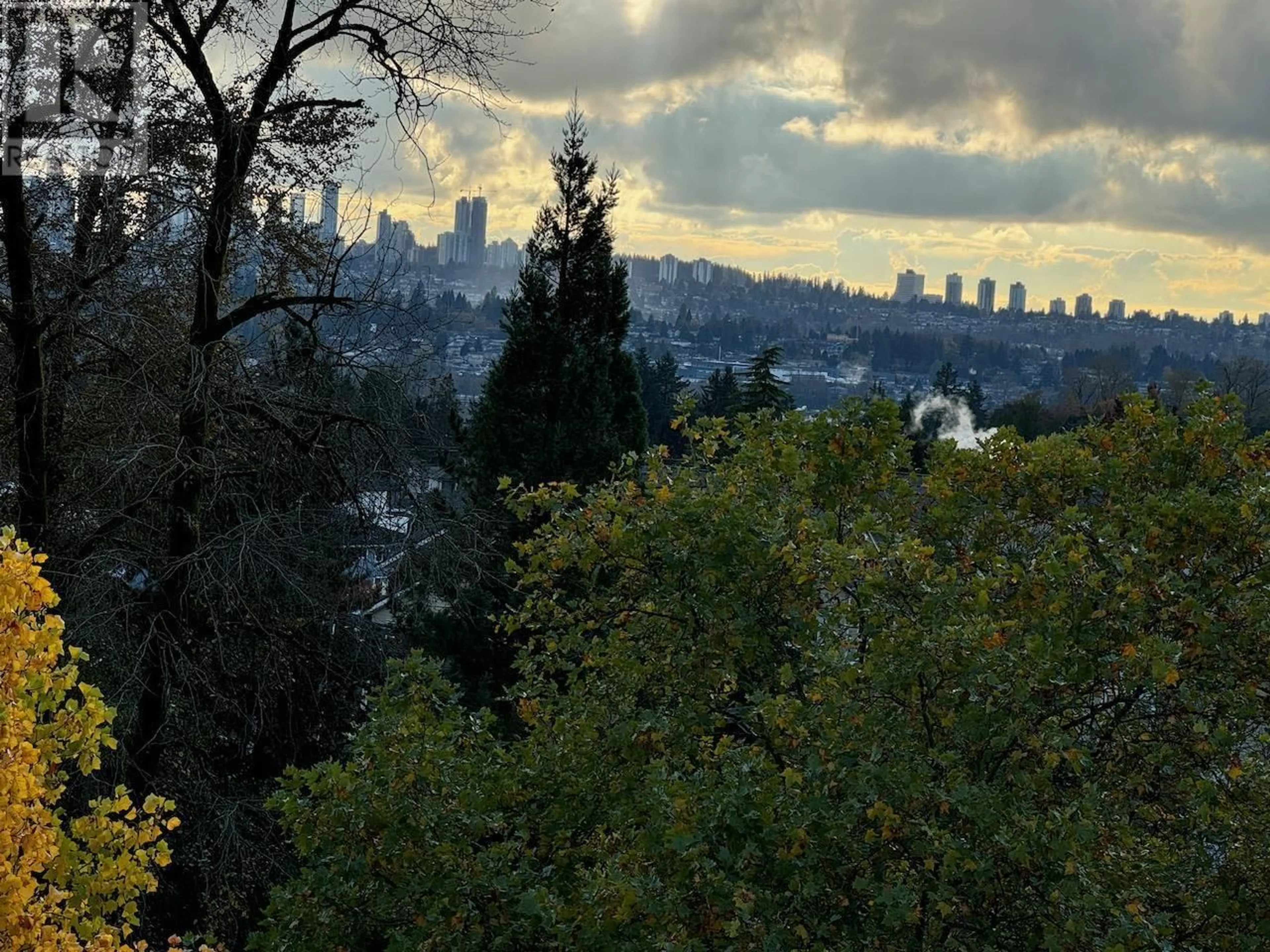 A pic from exterior of the house or condo, the view of city buildings for 803 7321 HALIFAX STREET, Burnaby British Columbia V5A4R5