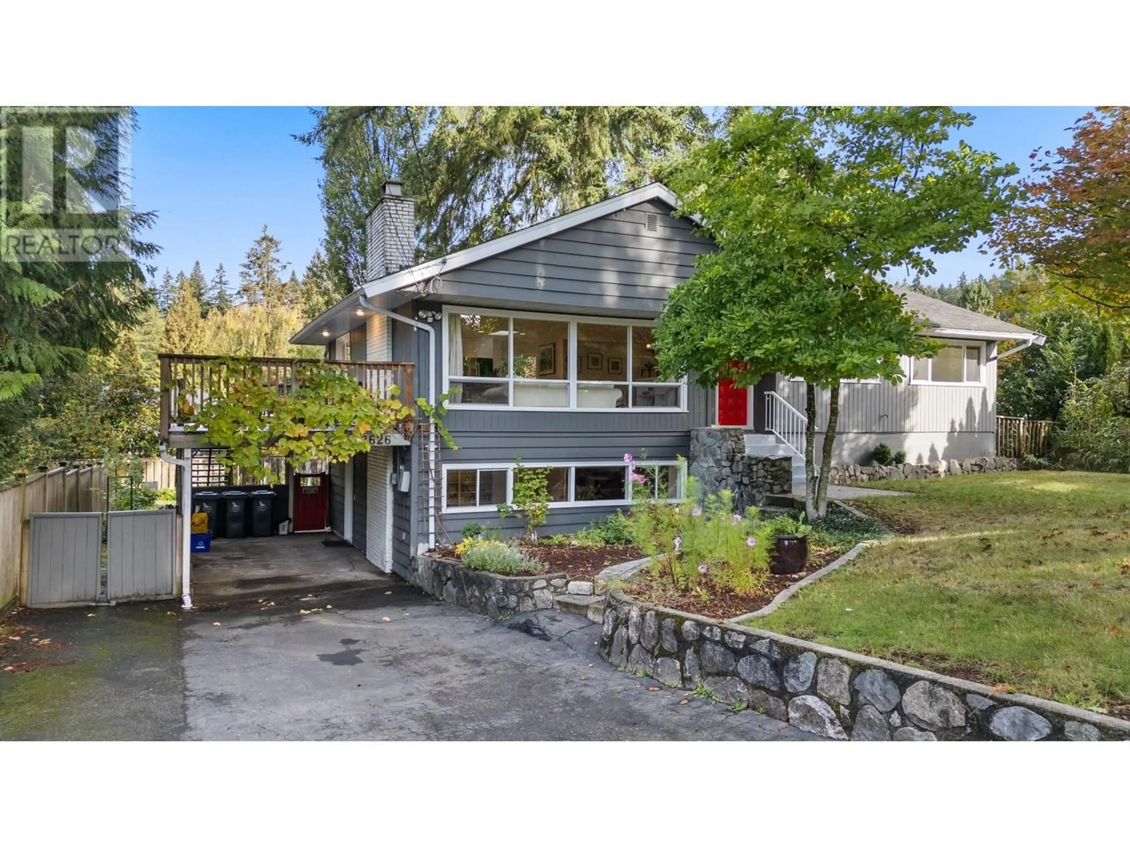 Frontside or backside of a home, cottage for 2626 CACTUS COURT, North Vancouver British Columbia V7H1R5