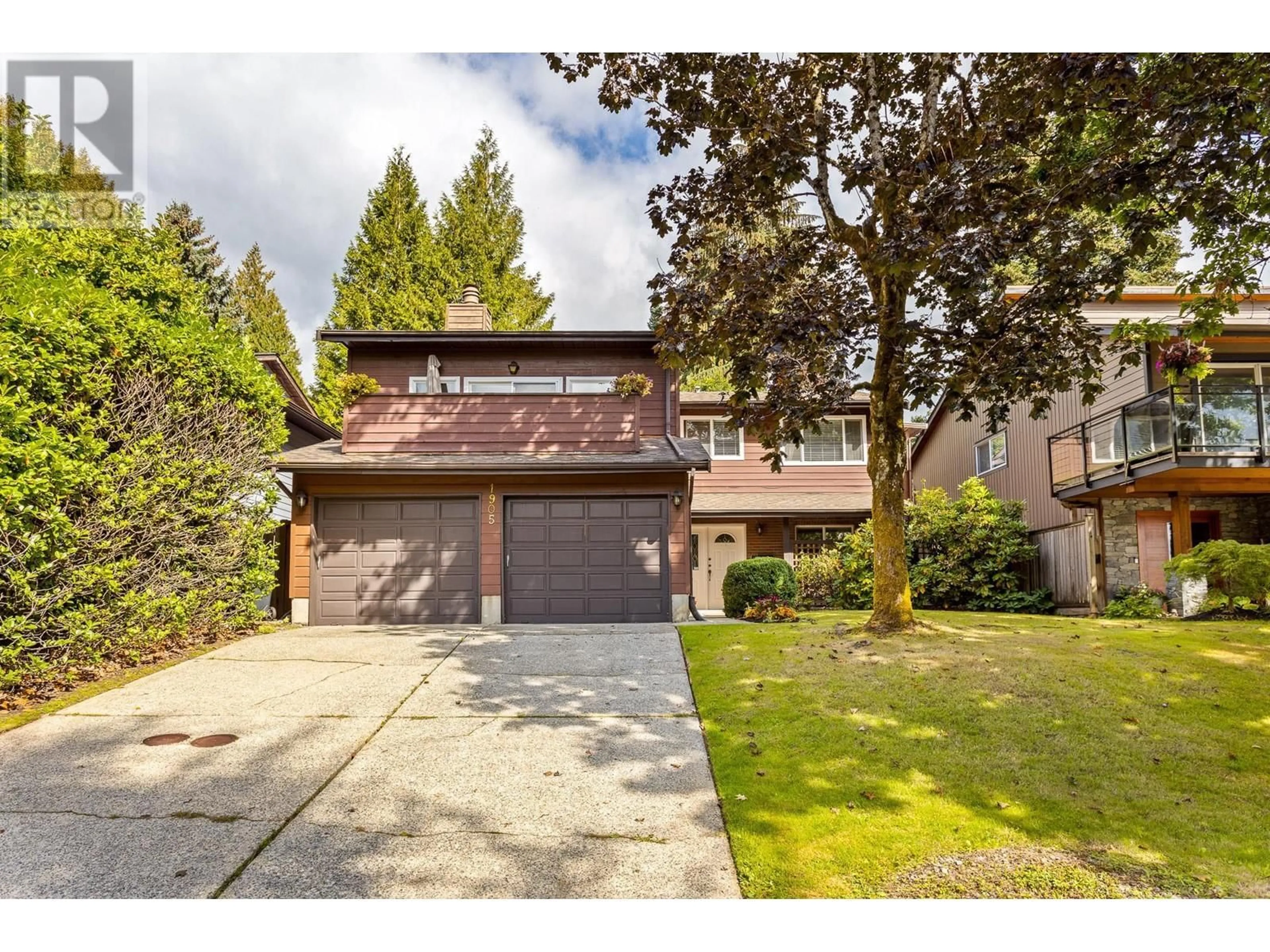 Frontside or backside of a home, the street view for 1905 IRONWOOD COURT, Port Moody British Columbia V3H4C3