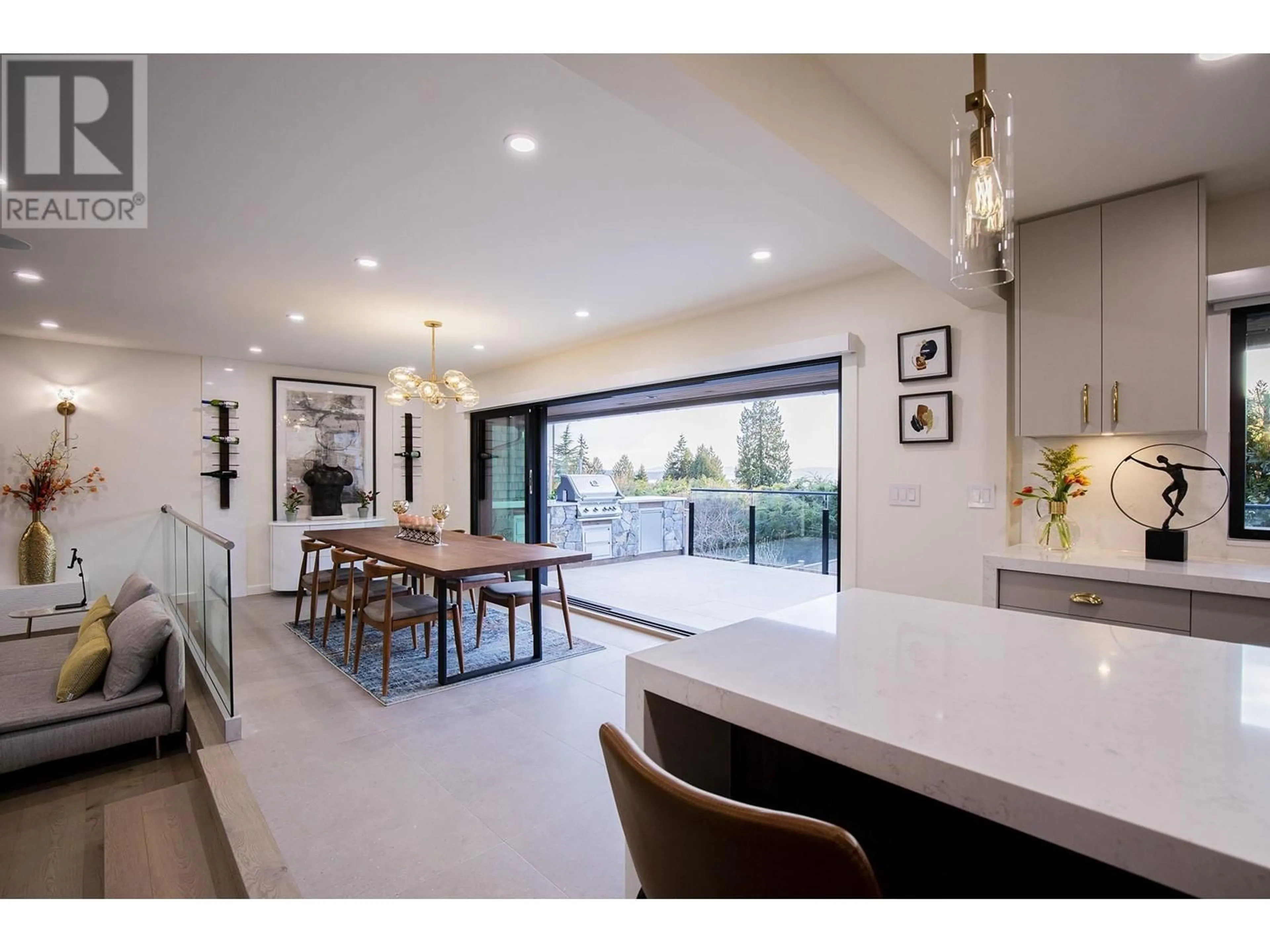 Open concept kitchen for 1045 BRAESIDE STREET, West Vancouver British Columbia V7T2K7