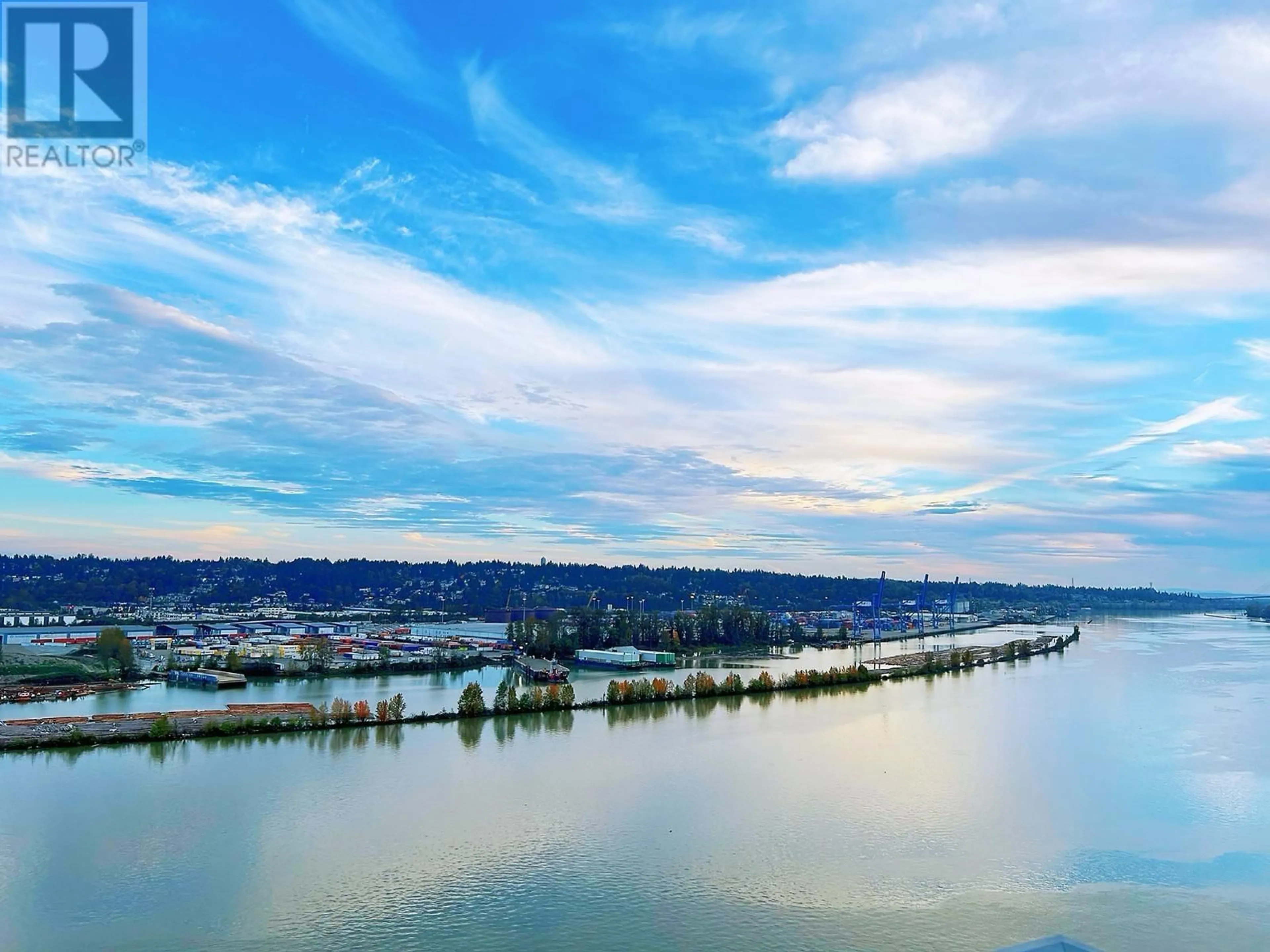 A pic from exterior of the house or condo, the view of lake or river for 1802 680 QUAYSIDE DRIVE, New Westminster British Columbia V3M0P2