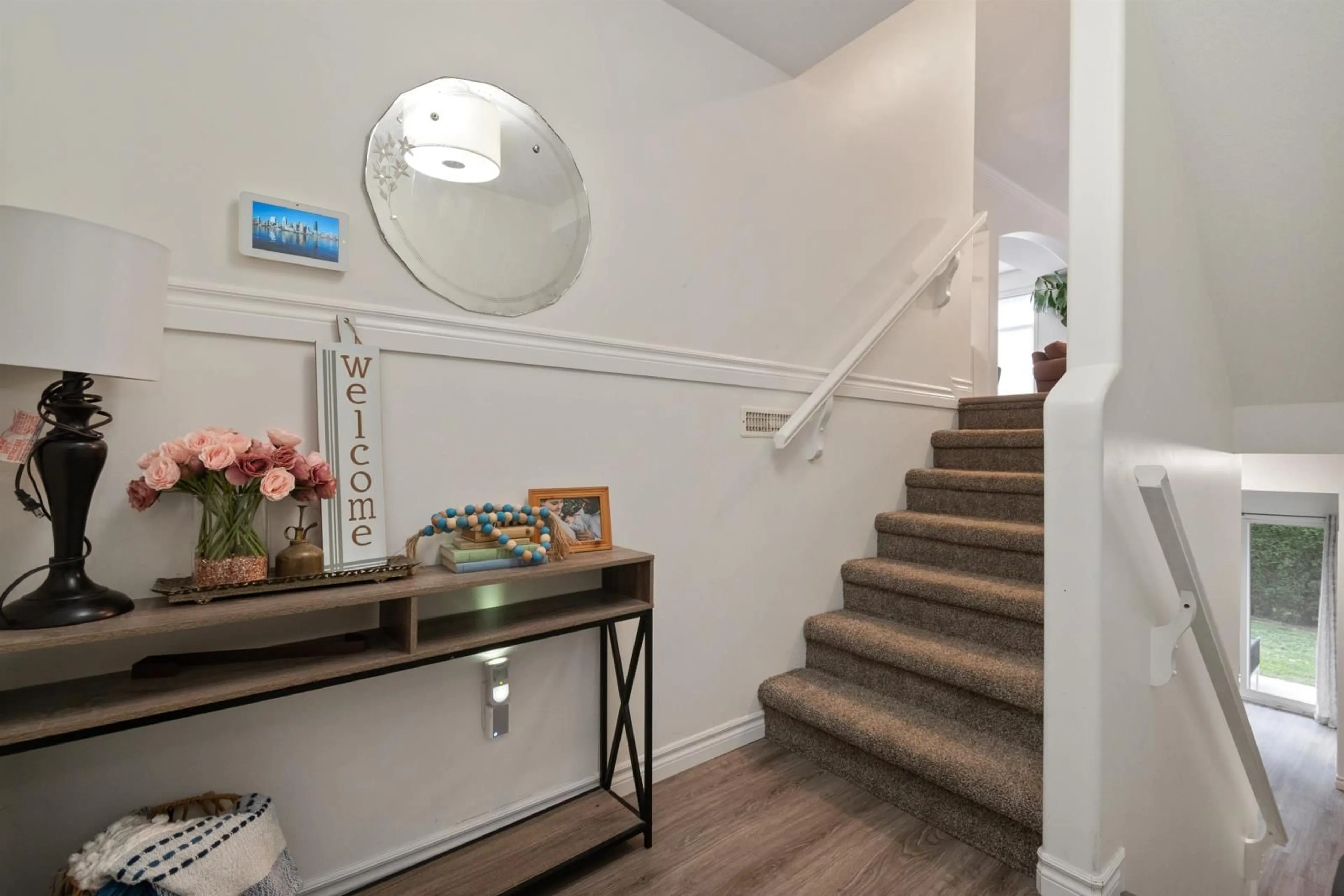 Indoor entryway, wood floors for 78 8881 WALTERS STREET, Chilliwack British Columbia V2P8E9