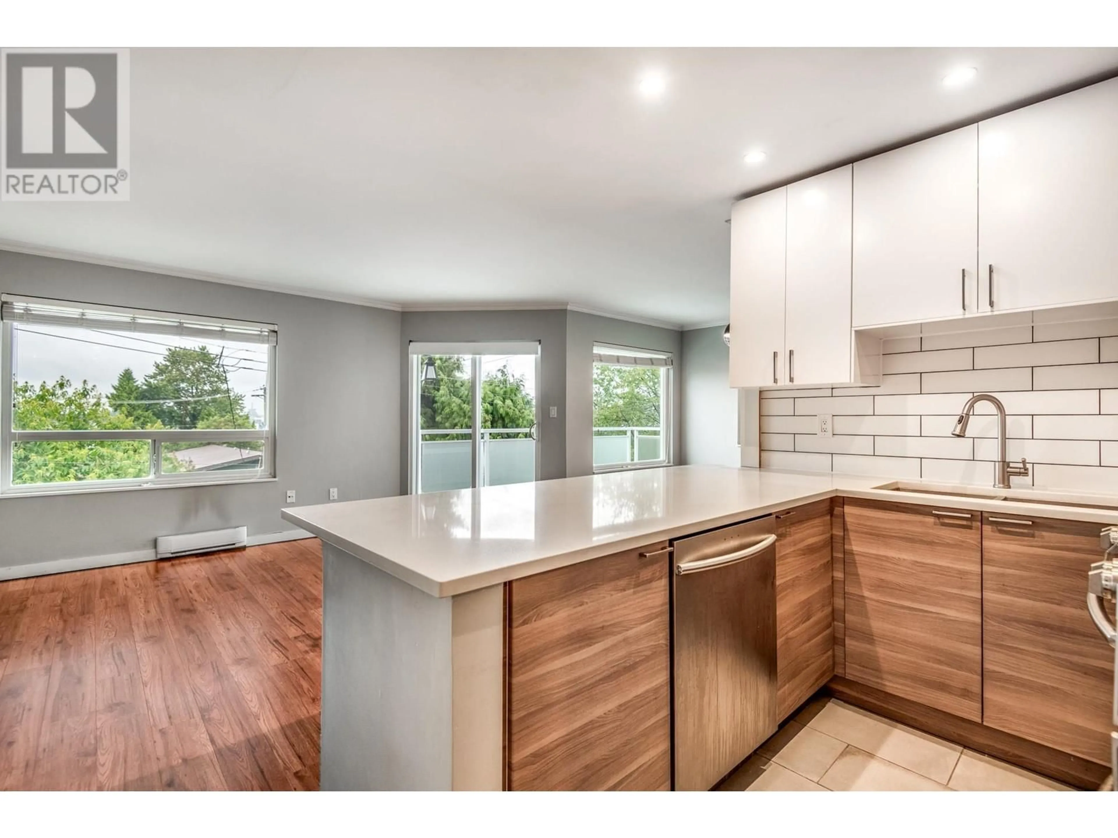 Open concept kitchen for 301 2239 ST. CATHERINES STREET, Vancouver British Columbia V5T4M9