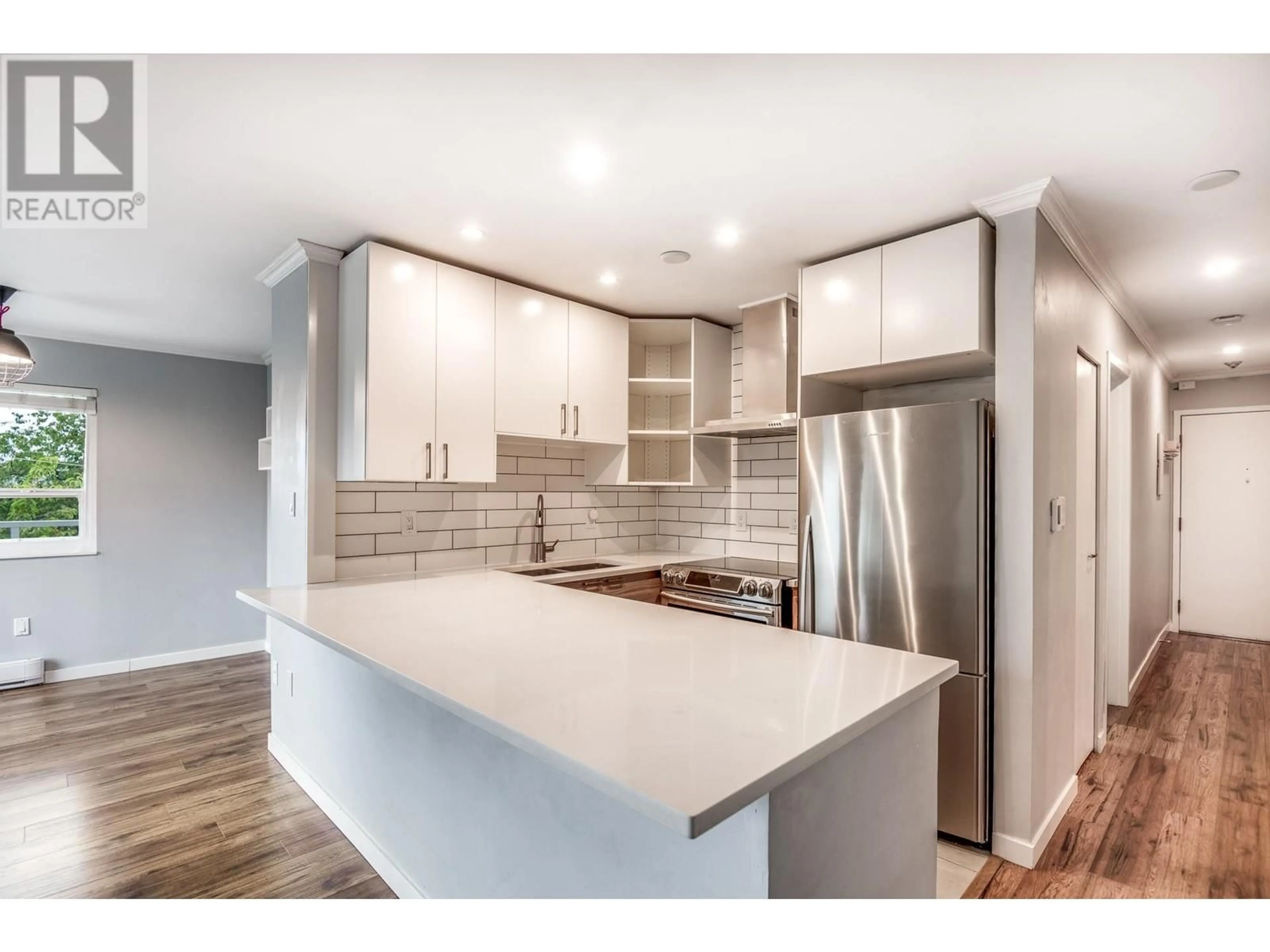 Open concept kitchen for 301 2239 ST. CATHERINES STREET, Vancouver British Columbia V5T4M9