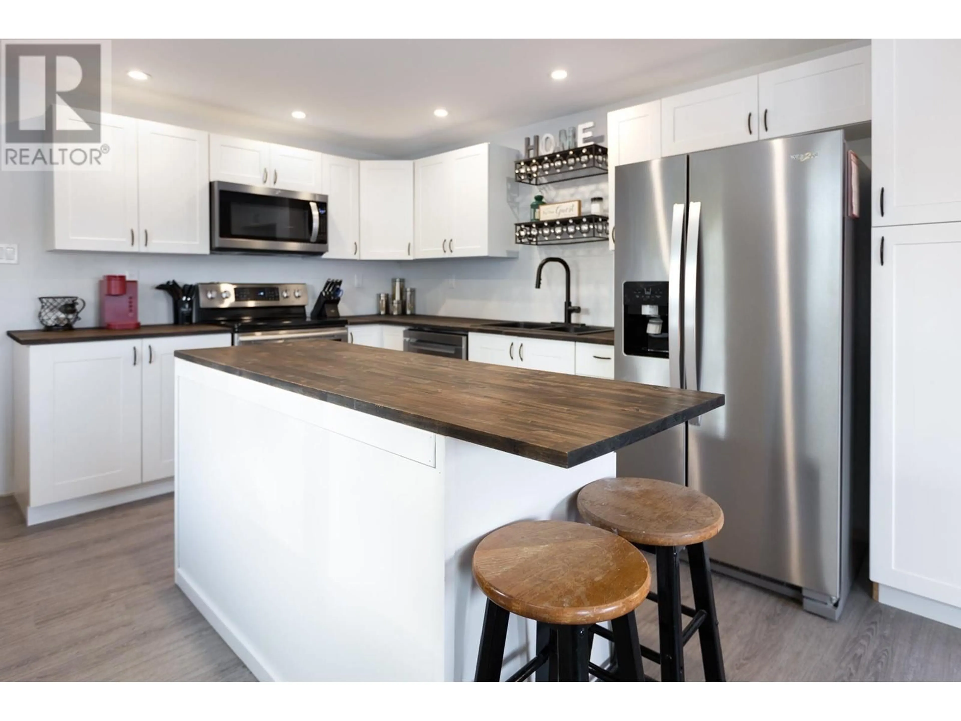 Open concept kitchen for 7011 TAFT DRIVE, Prince George British Columbia V2K2R3