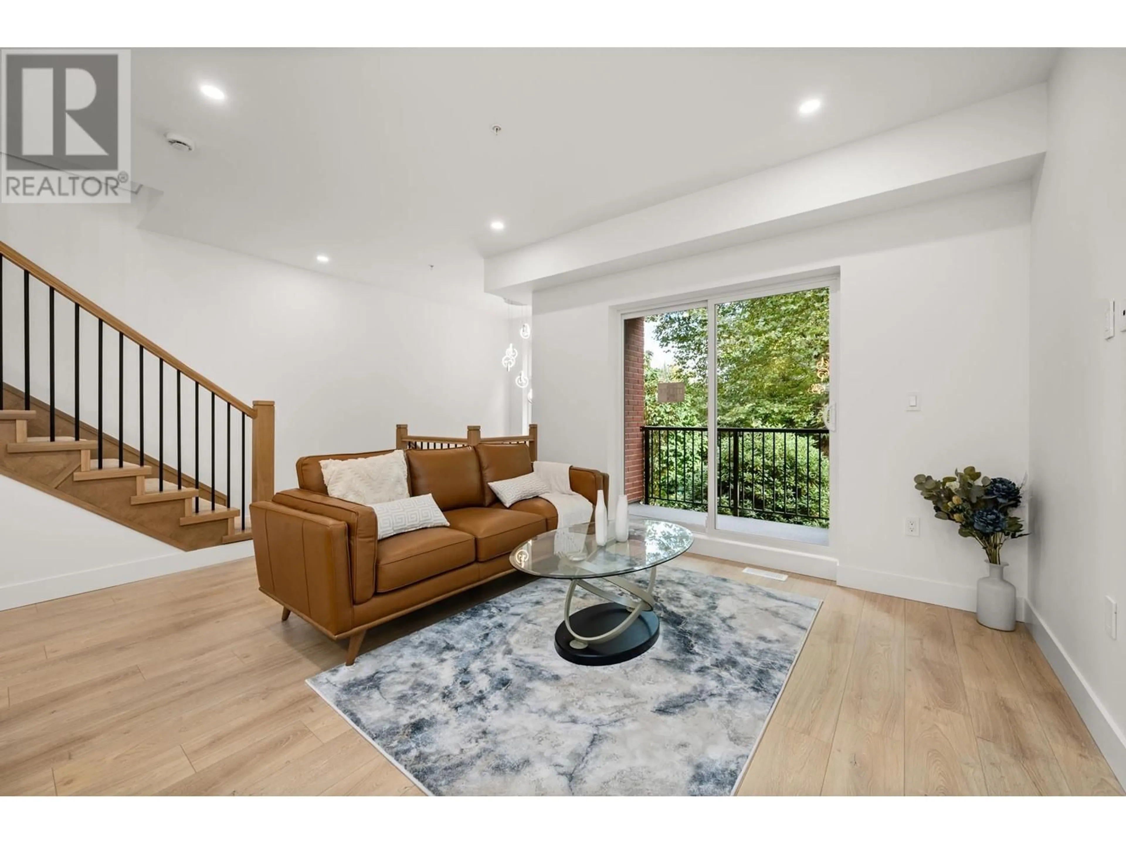 Living room, wood floors for 4 2258 KELLY AVENUE, Port Coquitlam British Columbia V3C1X9