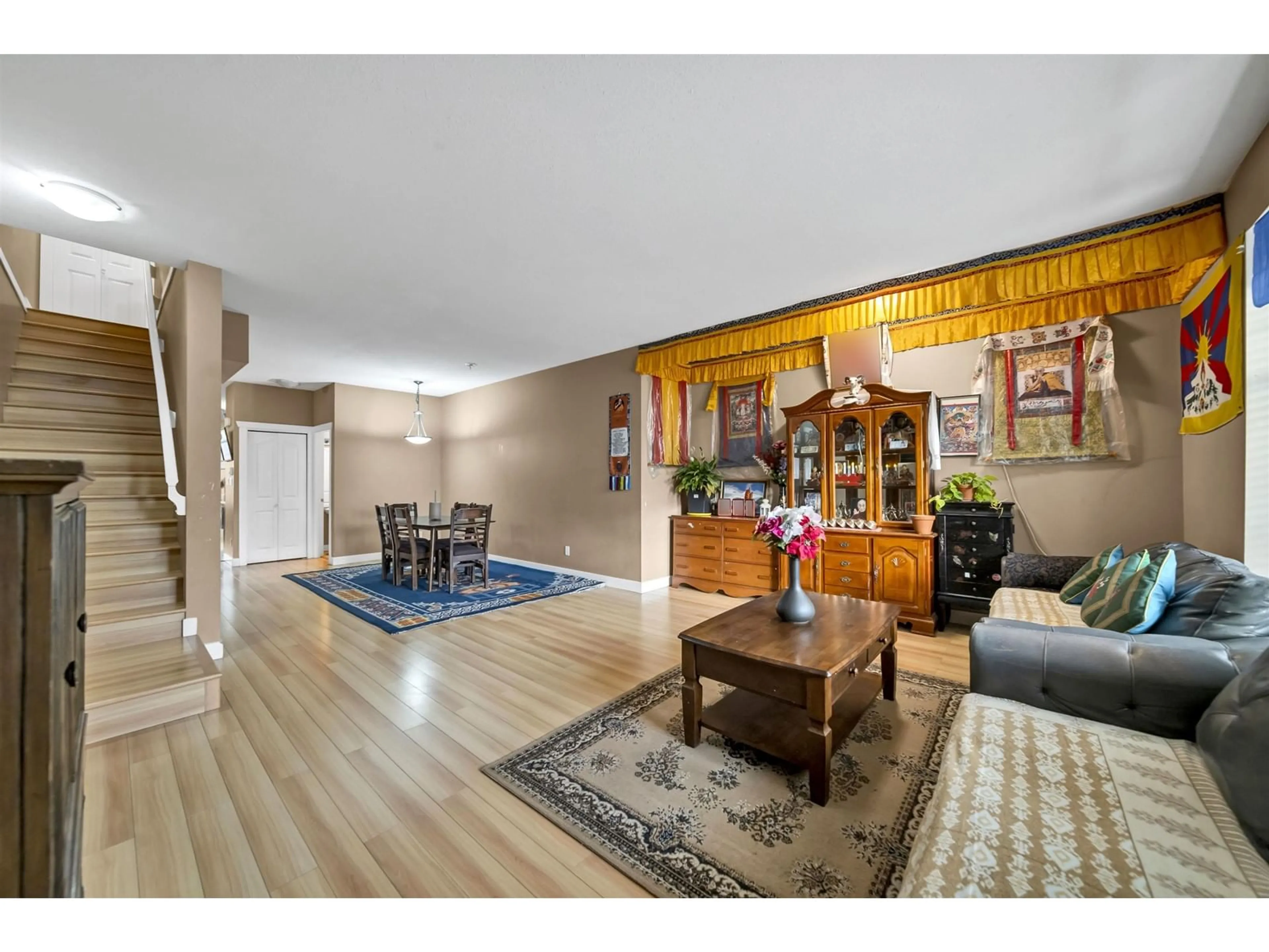 Indoor foyer, wood floors for 35 13899 LAUREL DRIVE, Surrey British Columbia V3T0E3