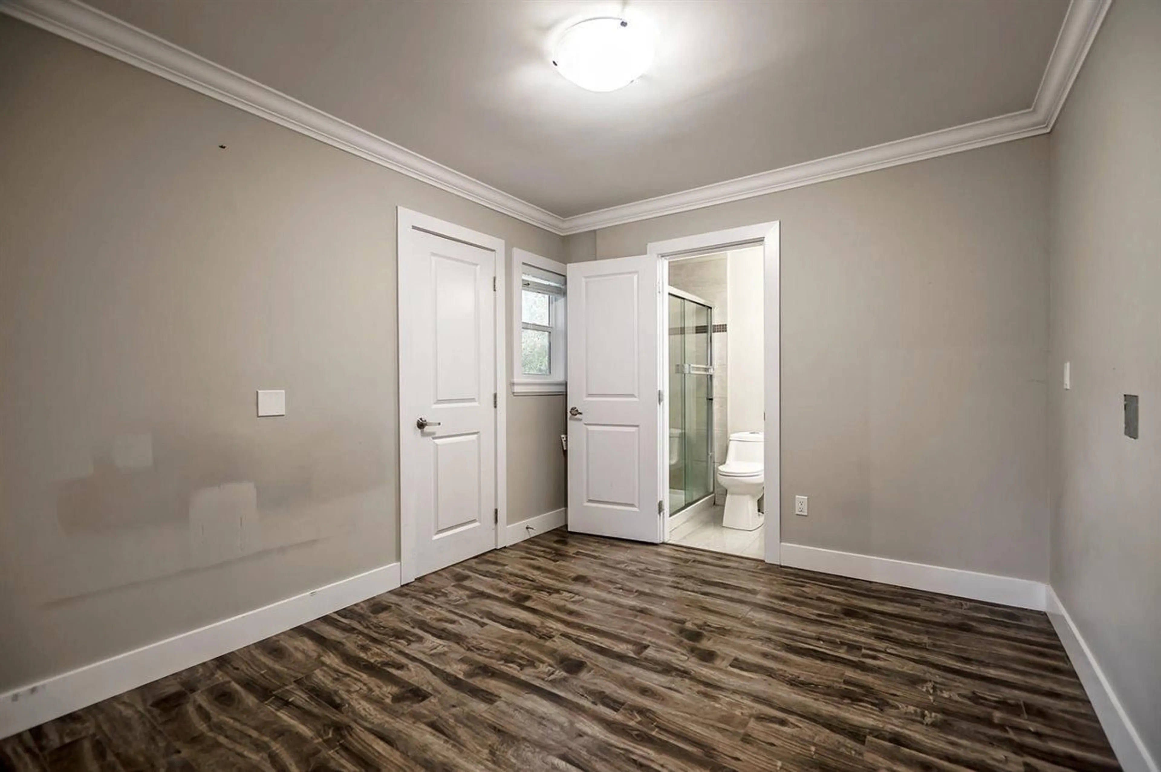 A pic of a room, wood floors for 12609 98 AVENUE, Surrey British Columbia V3W2Y7