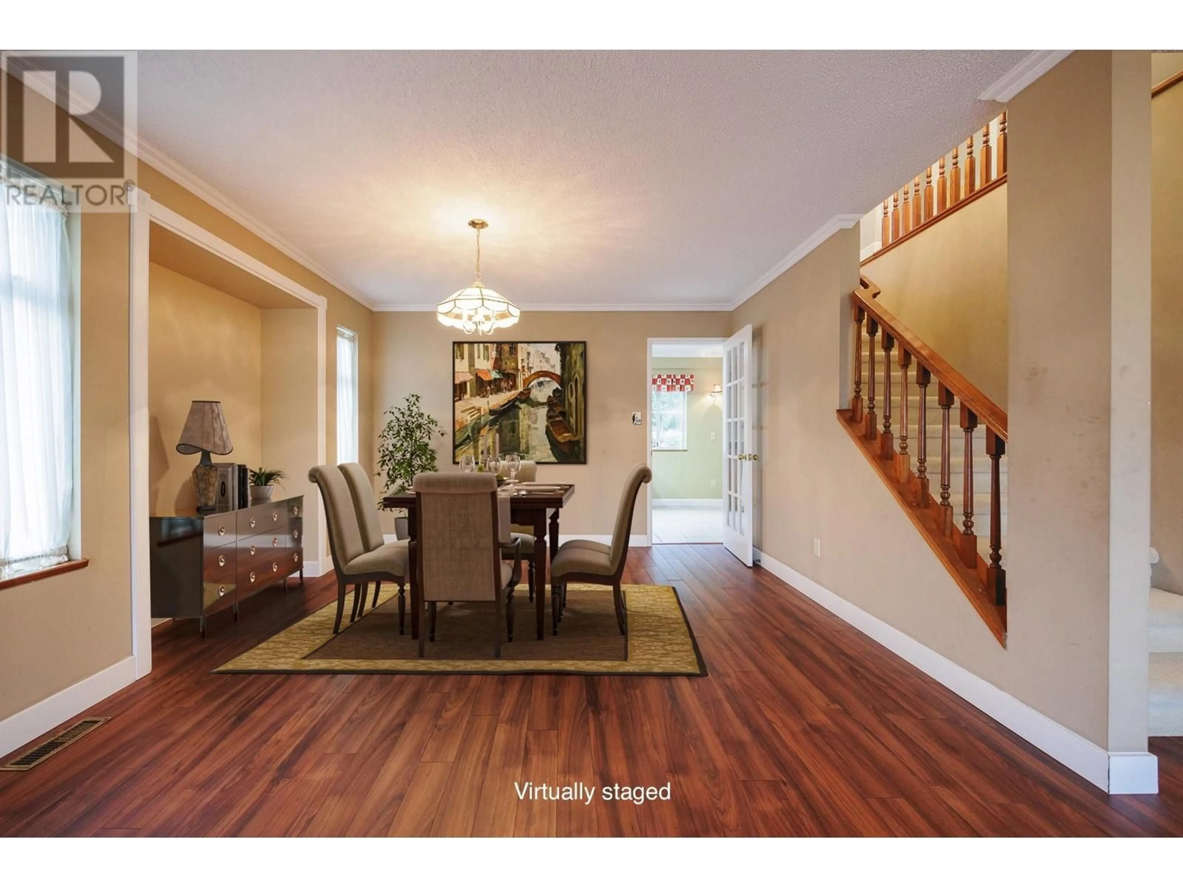 Dining room, wood floors, cottage for 19614 OAK TERRACE, Pitt Meadows British Columbia V3Y2A1