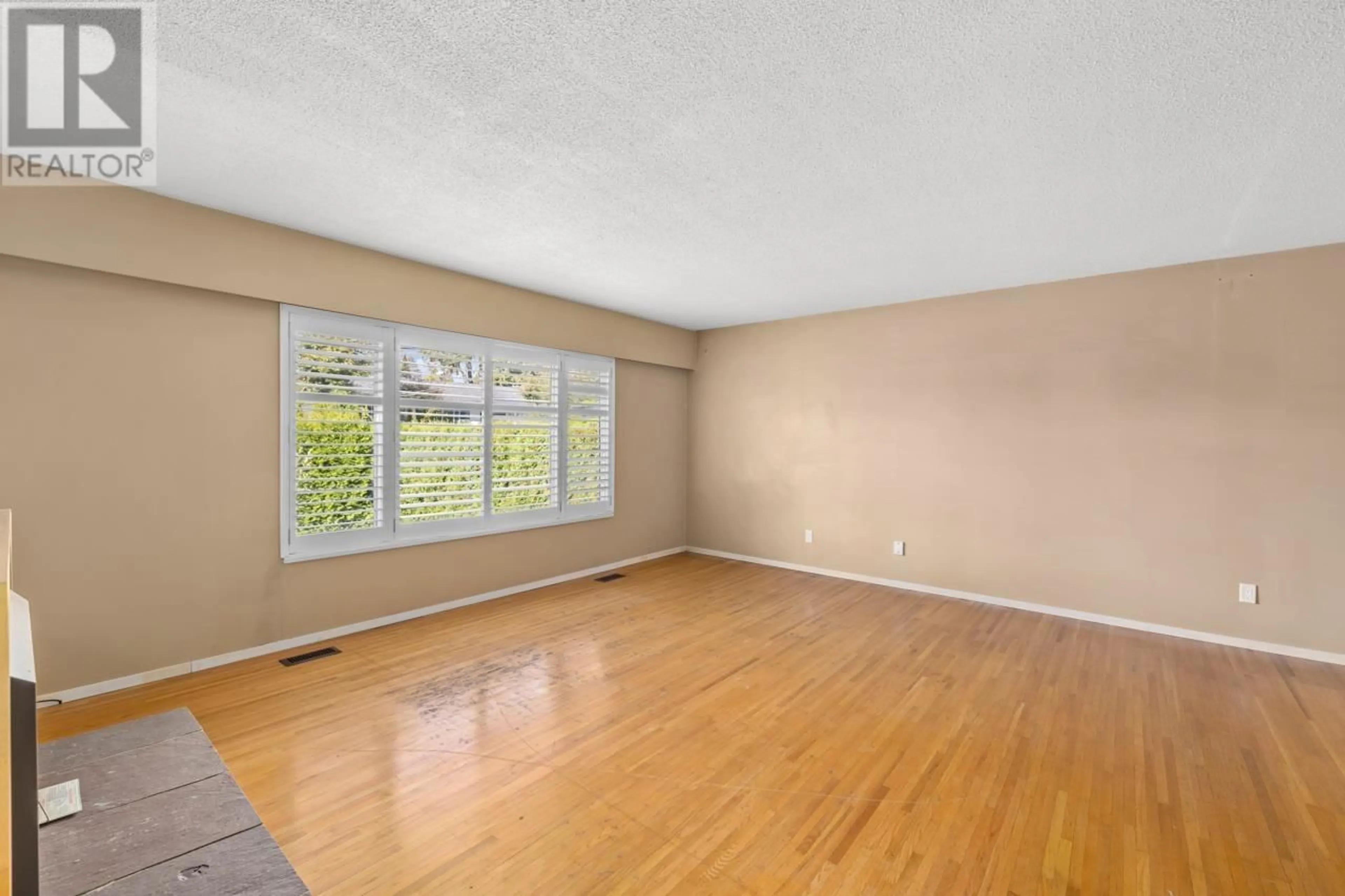 A pic of a room, wood floors for 1148 EMERSON WAY, North Vancouver British Columbia V7H2B3