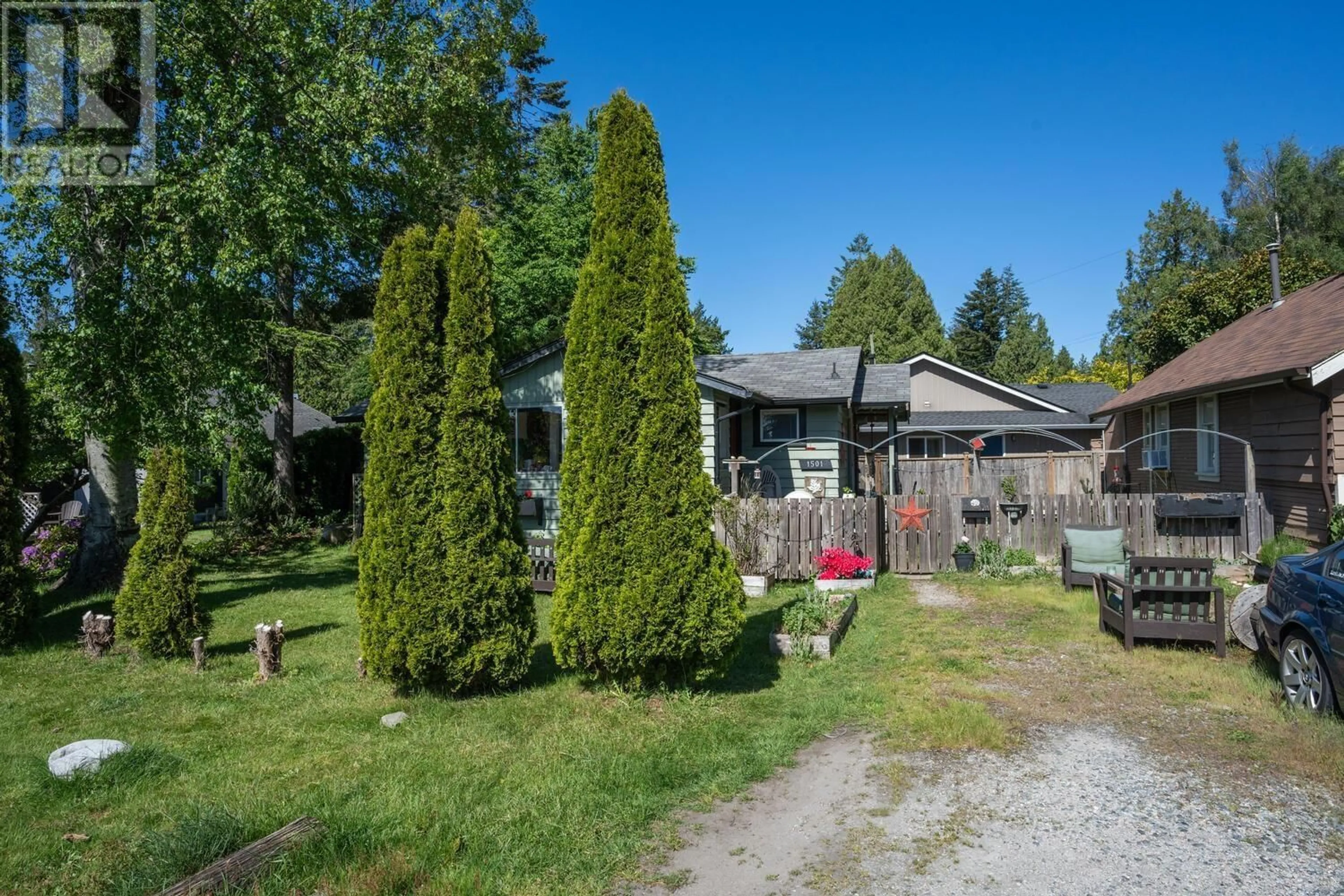 A pic from exterior of the house or condo, cottage for 1501 BEACH GROVE ROAD, Delta British Columbia V4L1P1