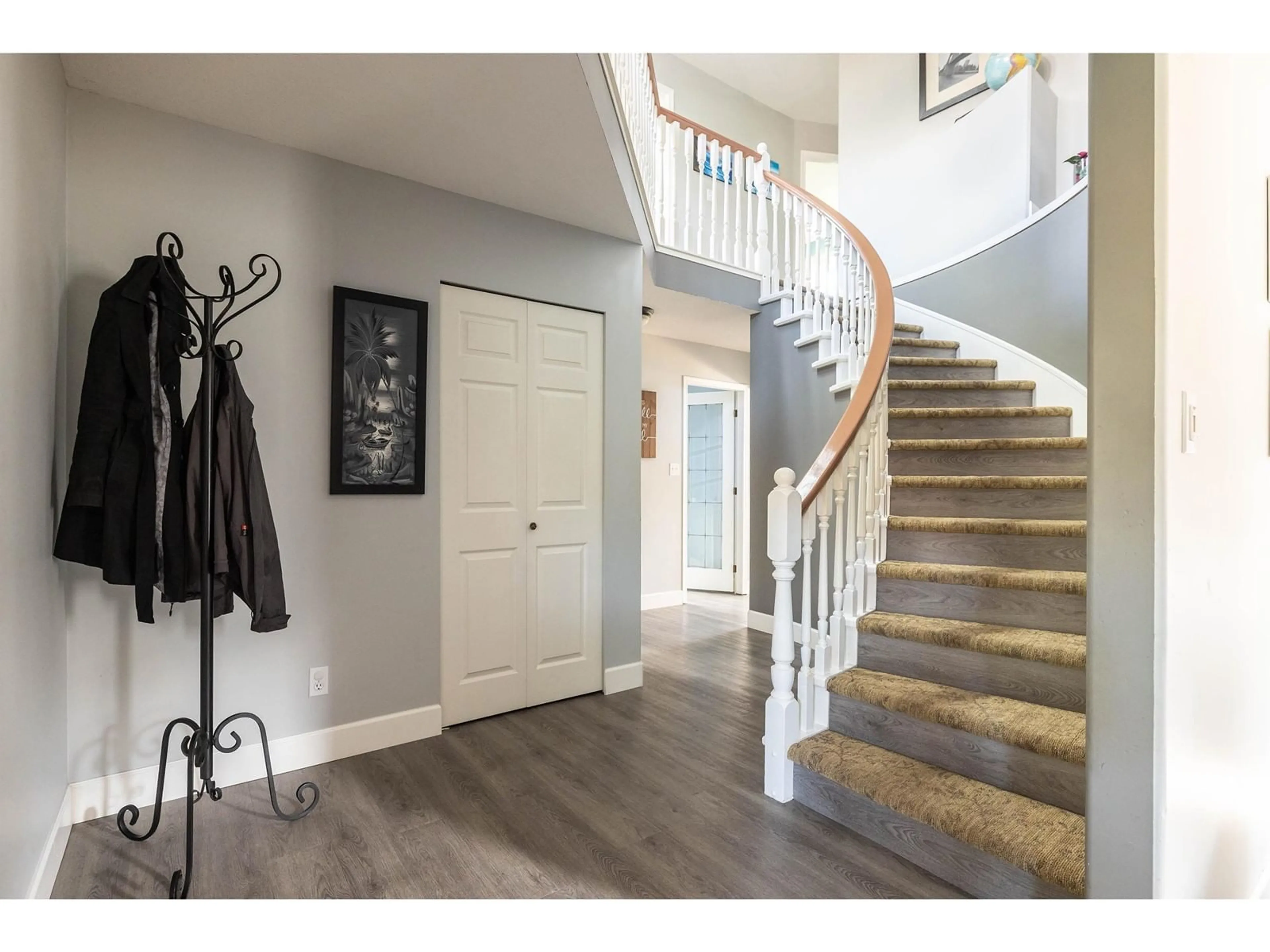 Indoor entryway, wood floors for 4746 215B STREET, Langley British Columbia V3A9E8