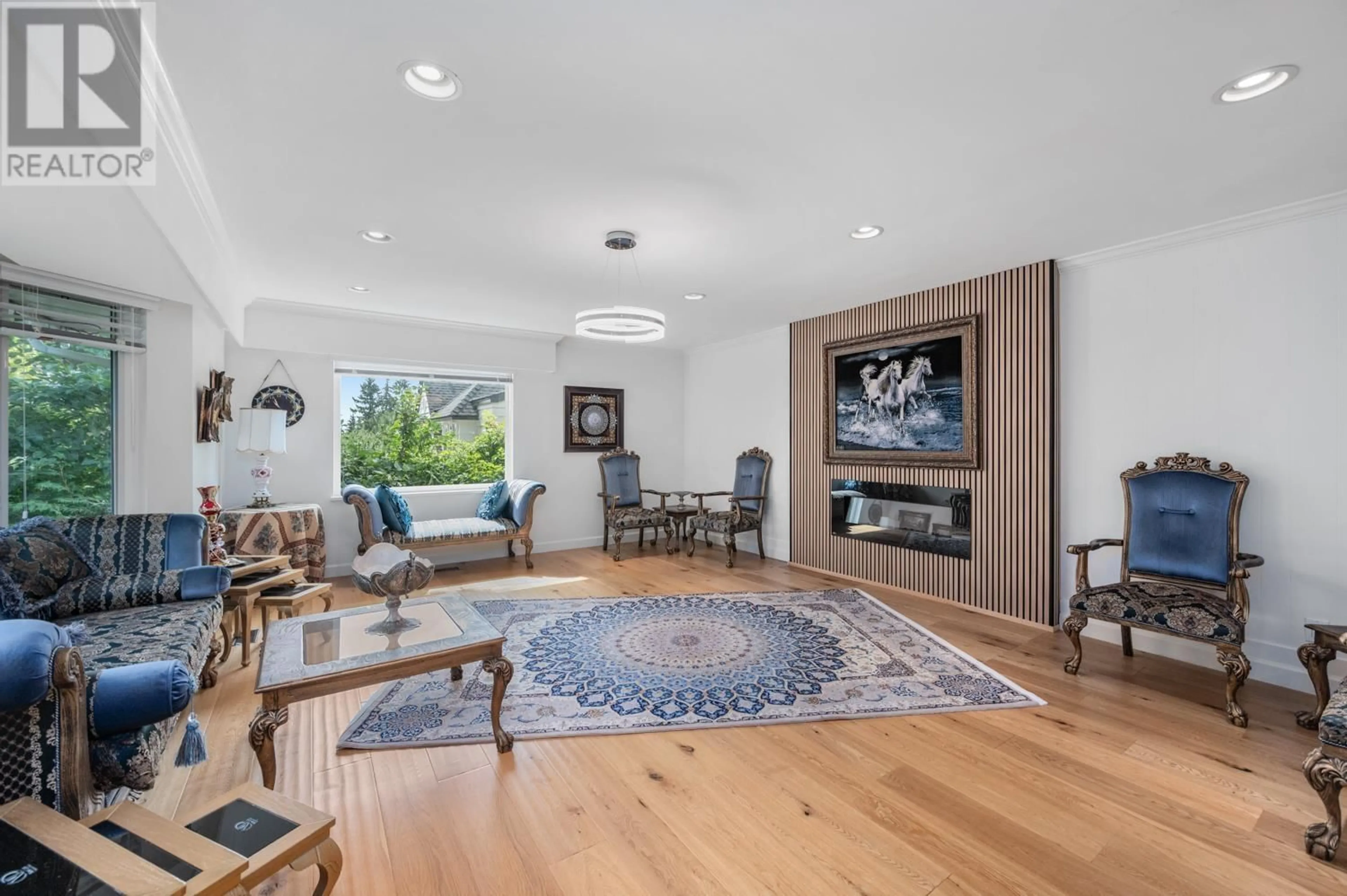 Living room, wood floors for 2045 27TH STREET, West Vancouver British Columbia V7V4L3