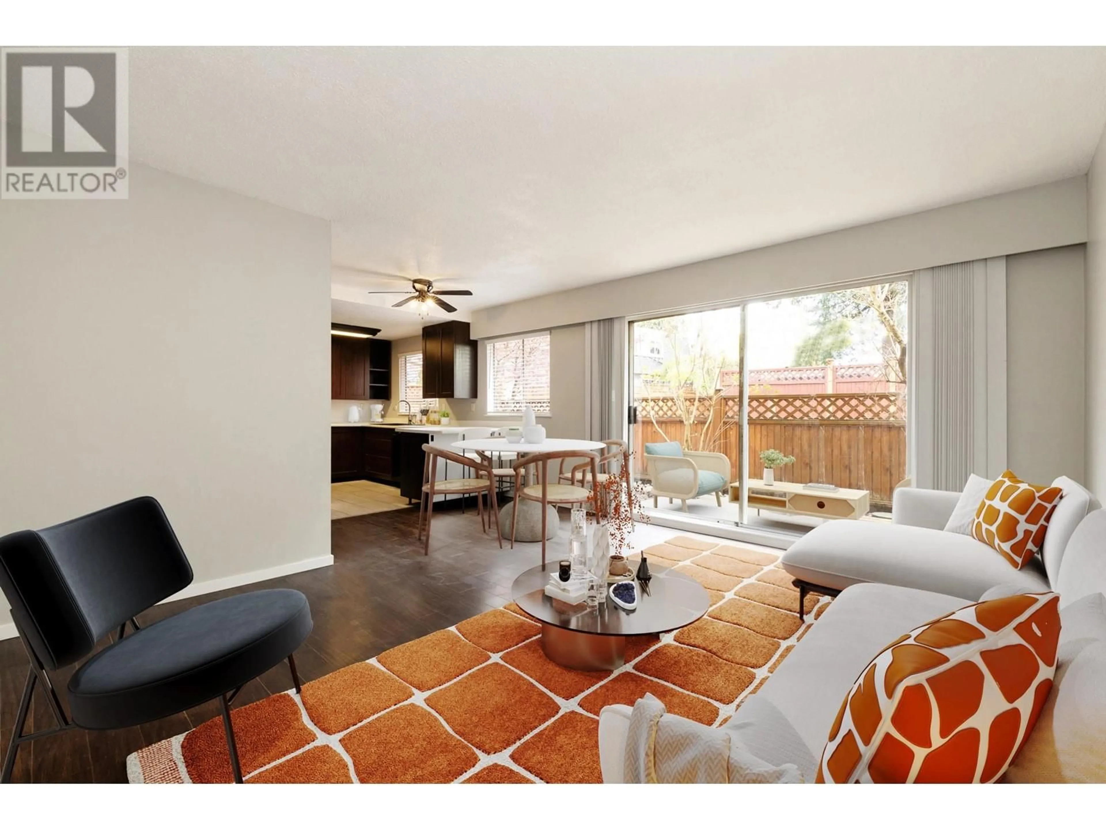 Living room, wood floors for 23 21555 DEWDNEY TRUNK ROAD, Maple Ridge British Columbia V2X3G6