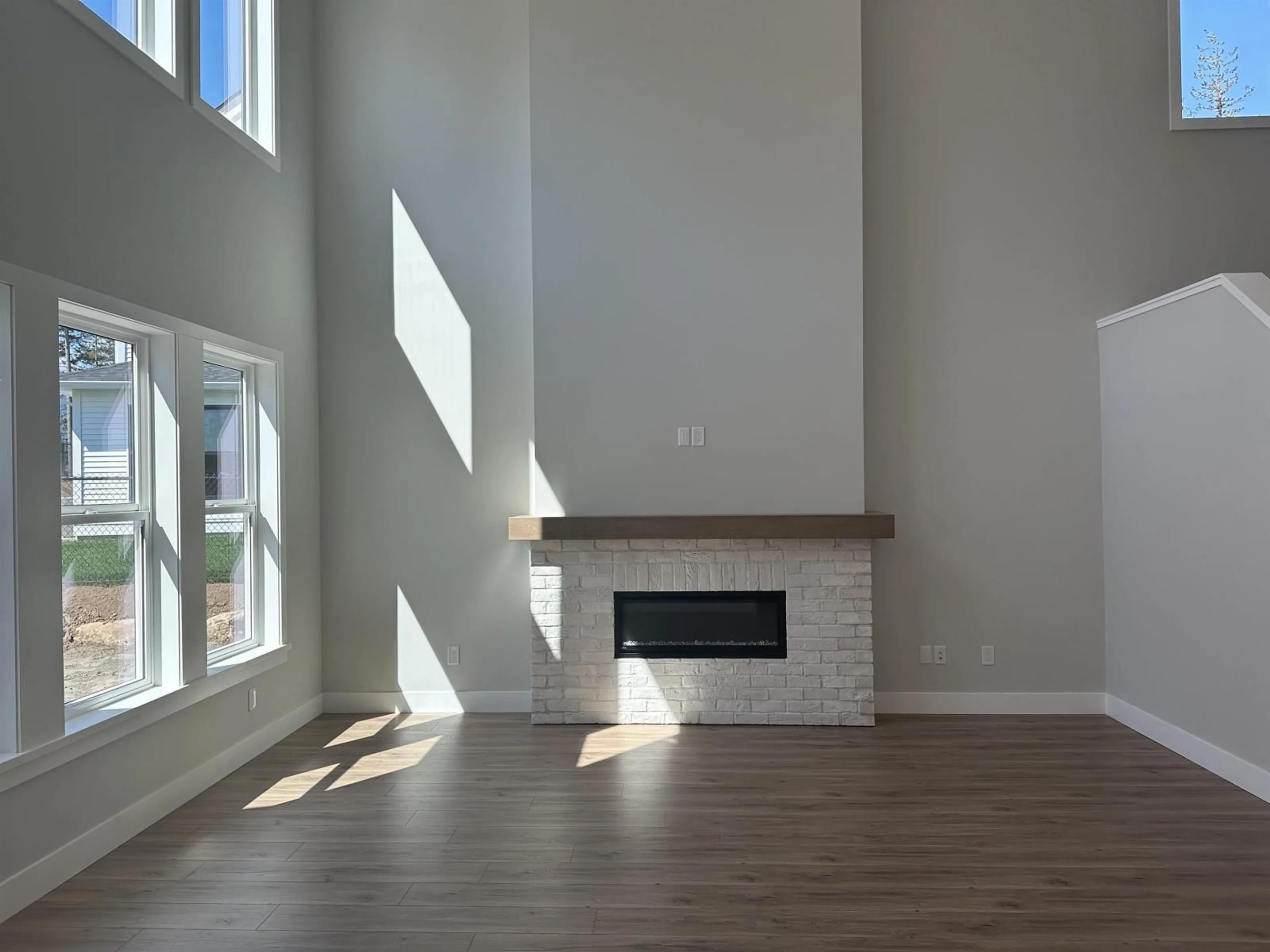 A pic of a room, wood floors for 2007 WOODSIDE BOULEVARD, Agassiz British Columbia V0M1A1