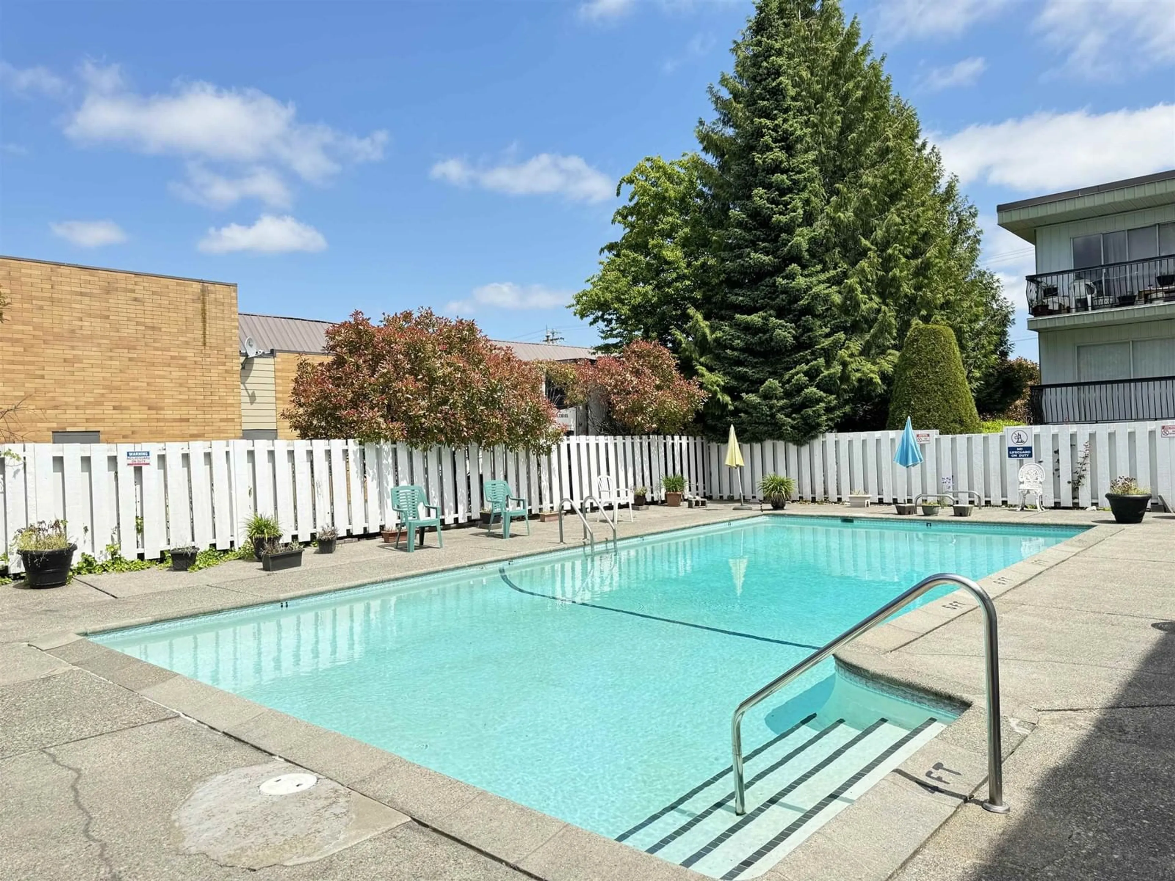 Indoor or outdoor pool for 215A 8635 120 STREET, Delta British Columbia V4C6R5