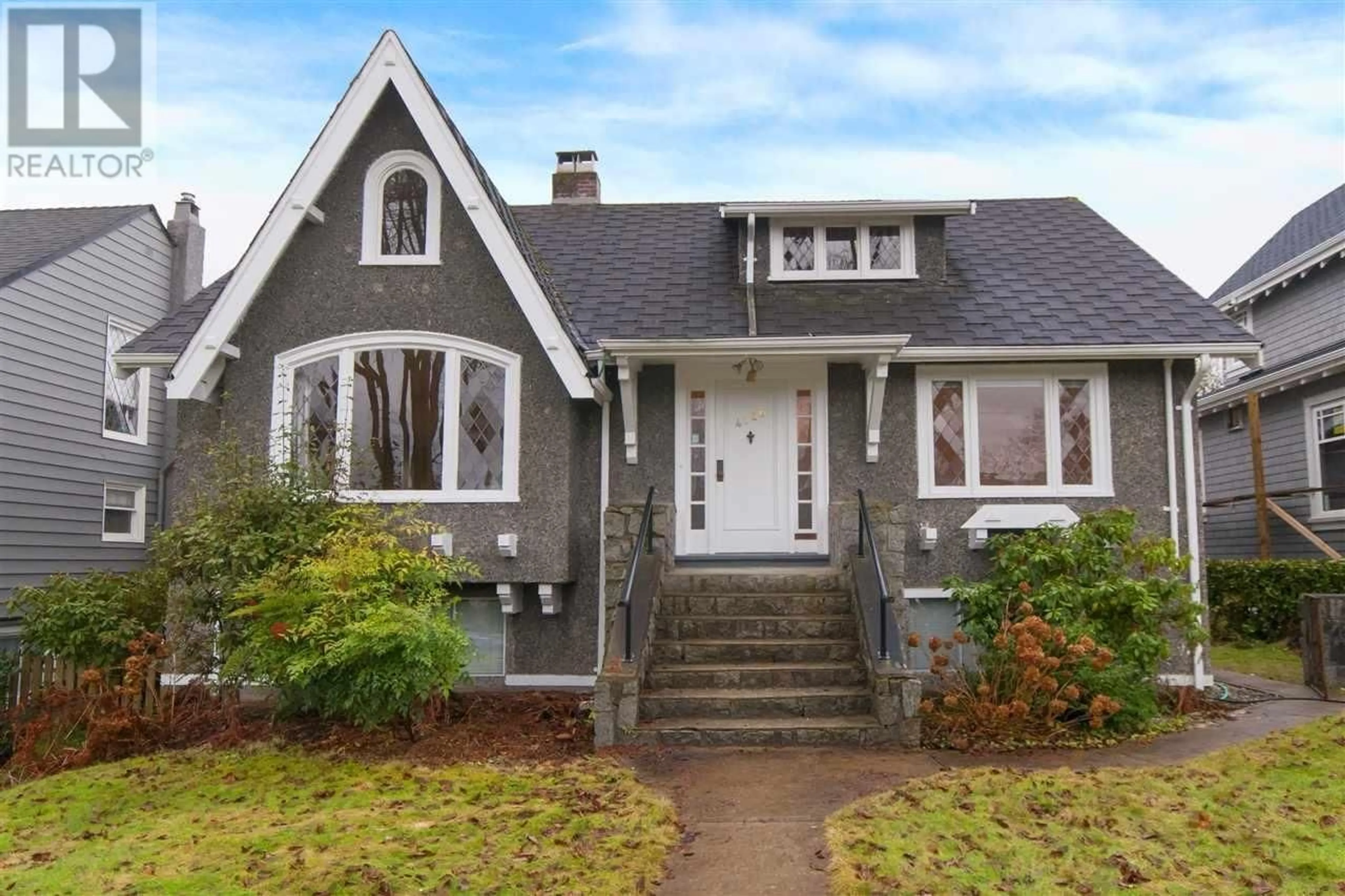 Frontside or backside of a home, cottage for 4086 W 13TH AVENUE, Vancouver British Columbia V6R2T4