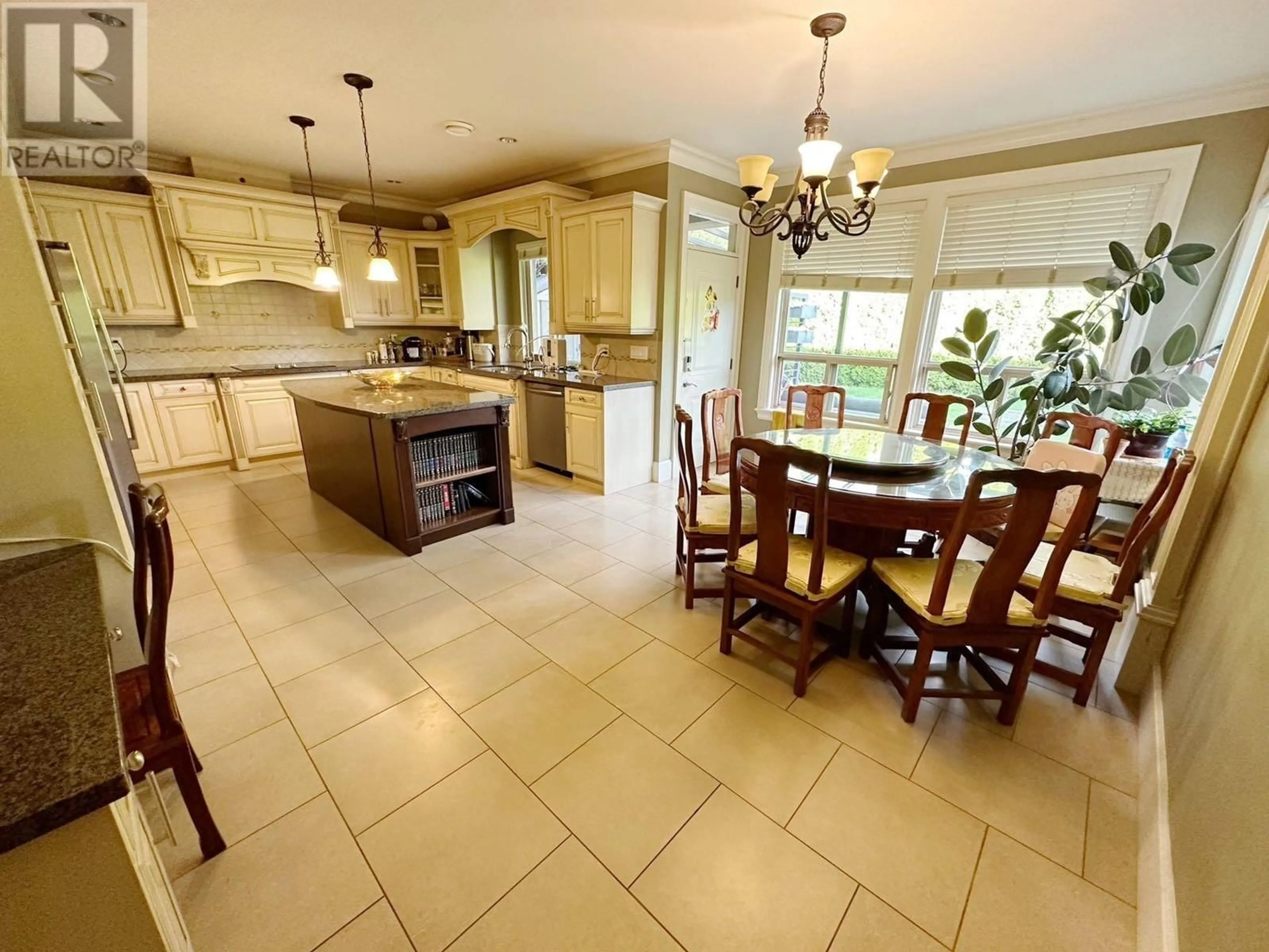 Open concept kitchen, ceramic/tile floor for 7760 MONTANA ROAD, Richmond British Columbia V7C2K8