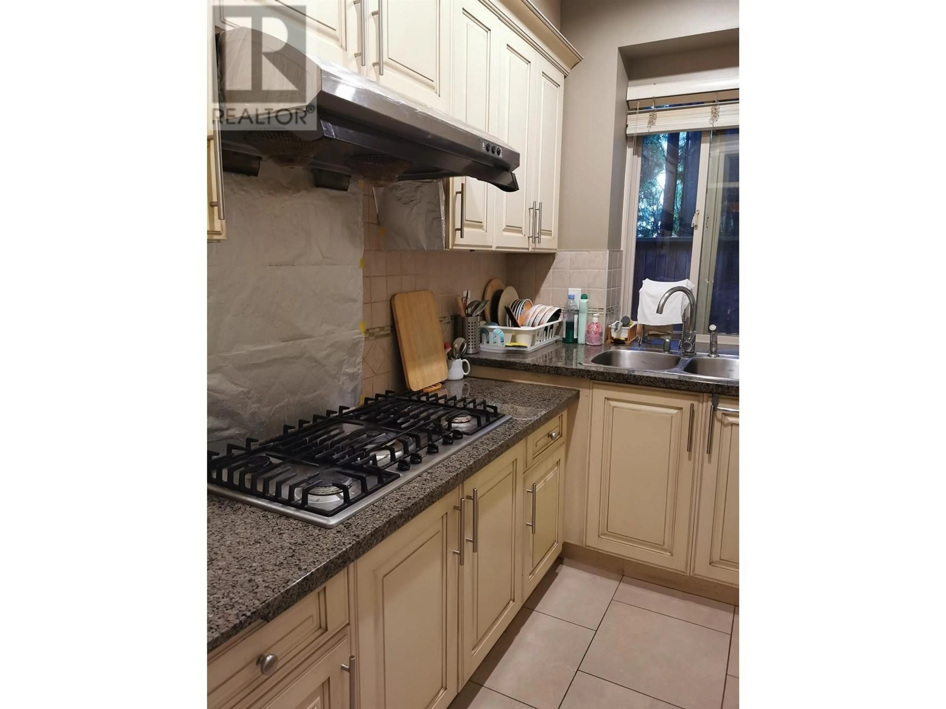Standard kitchen, unknown for 7760 MONTANA ROAD, Richmond British Columbia V7C2K8