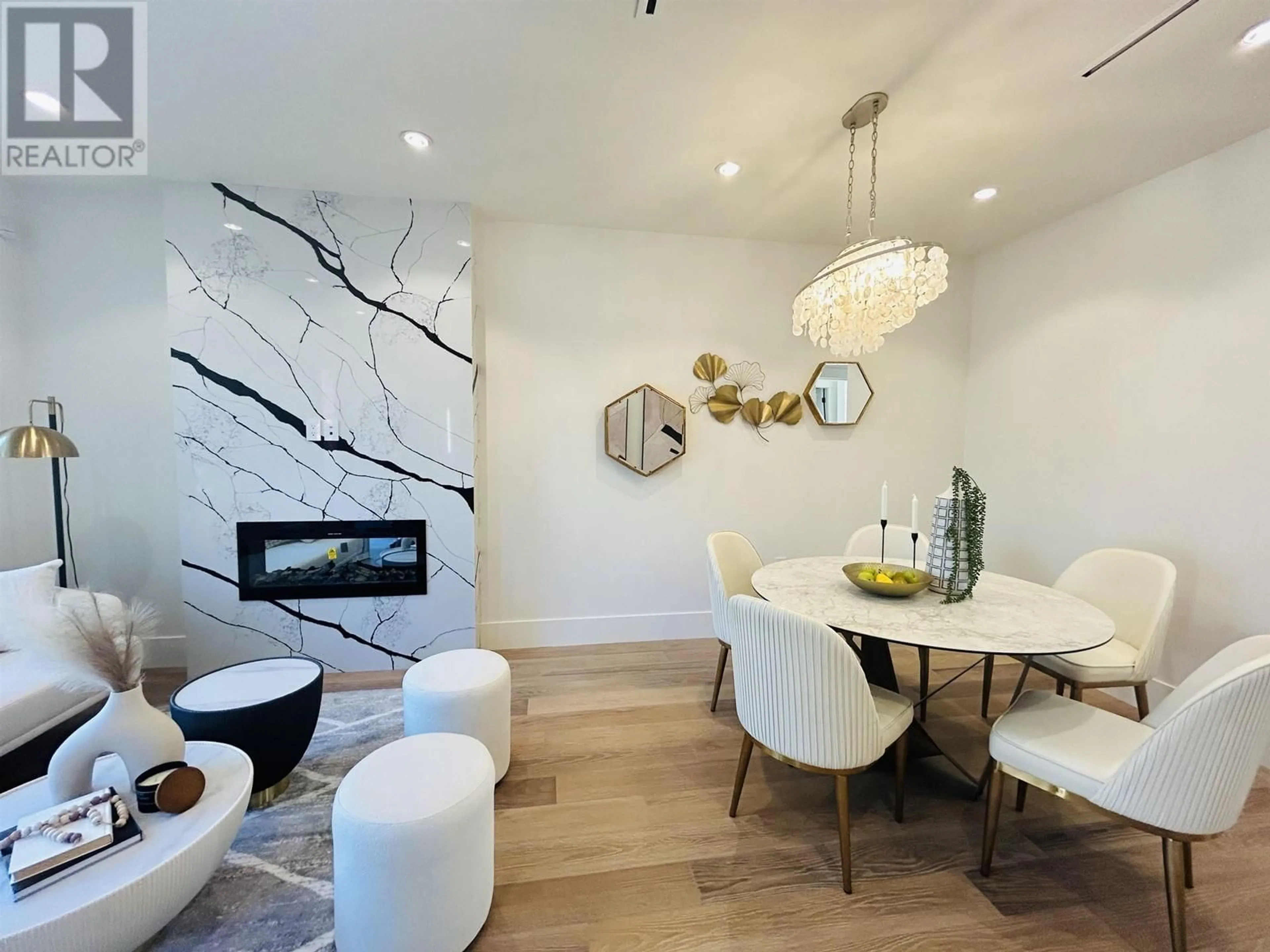 Dining room, wood floors for 3824 W 50TH AVENUE, Vancouver British Columbia V6N3V5