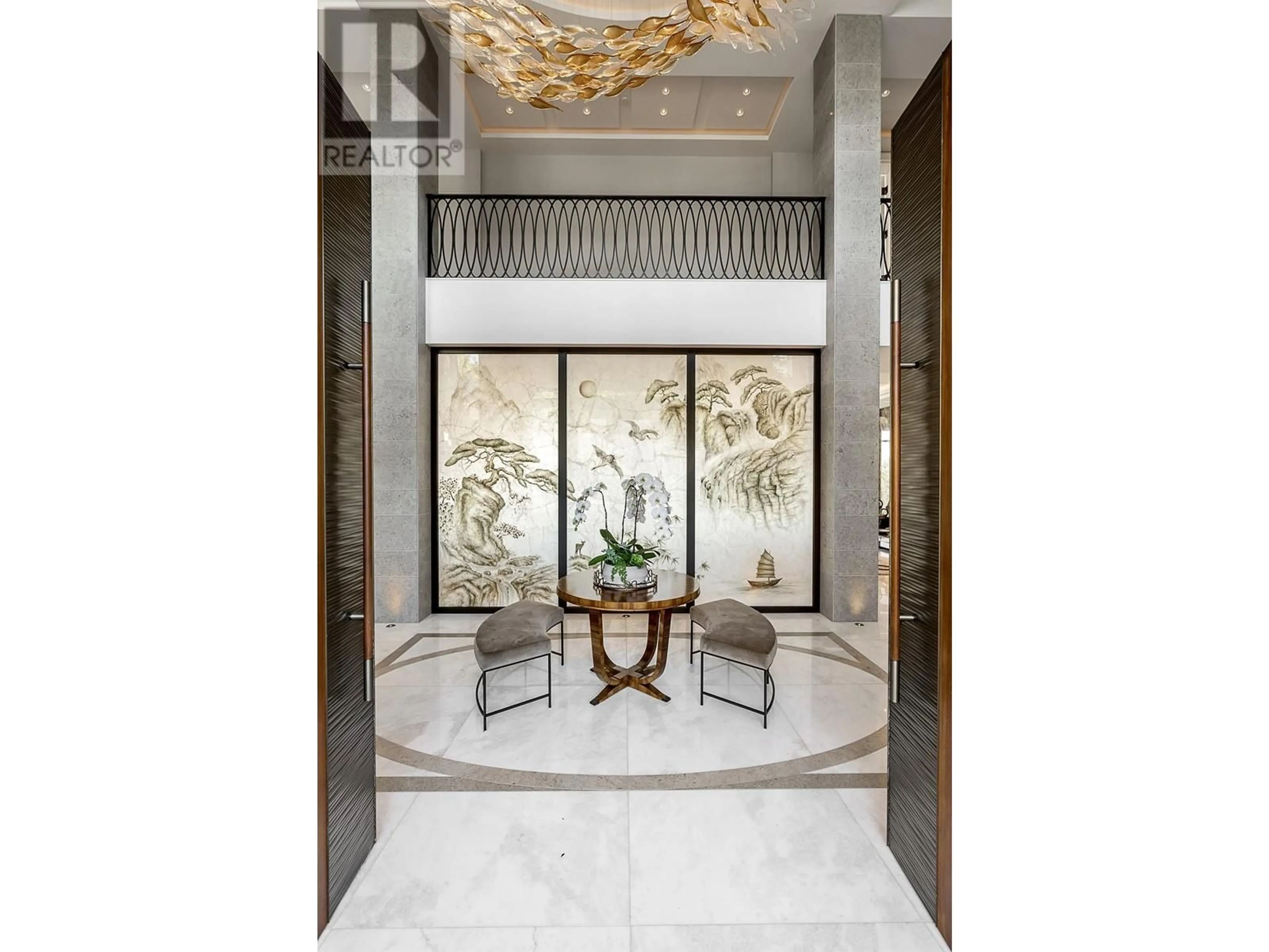 Indoor foyer, ceramic floors for 730 FAIRMILE ROAD, West Vancouver British Columbia V7S1R2