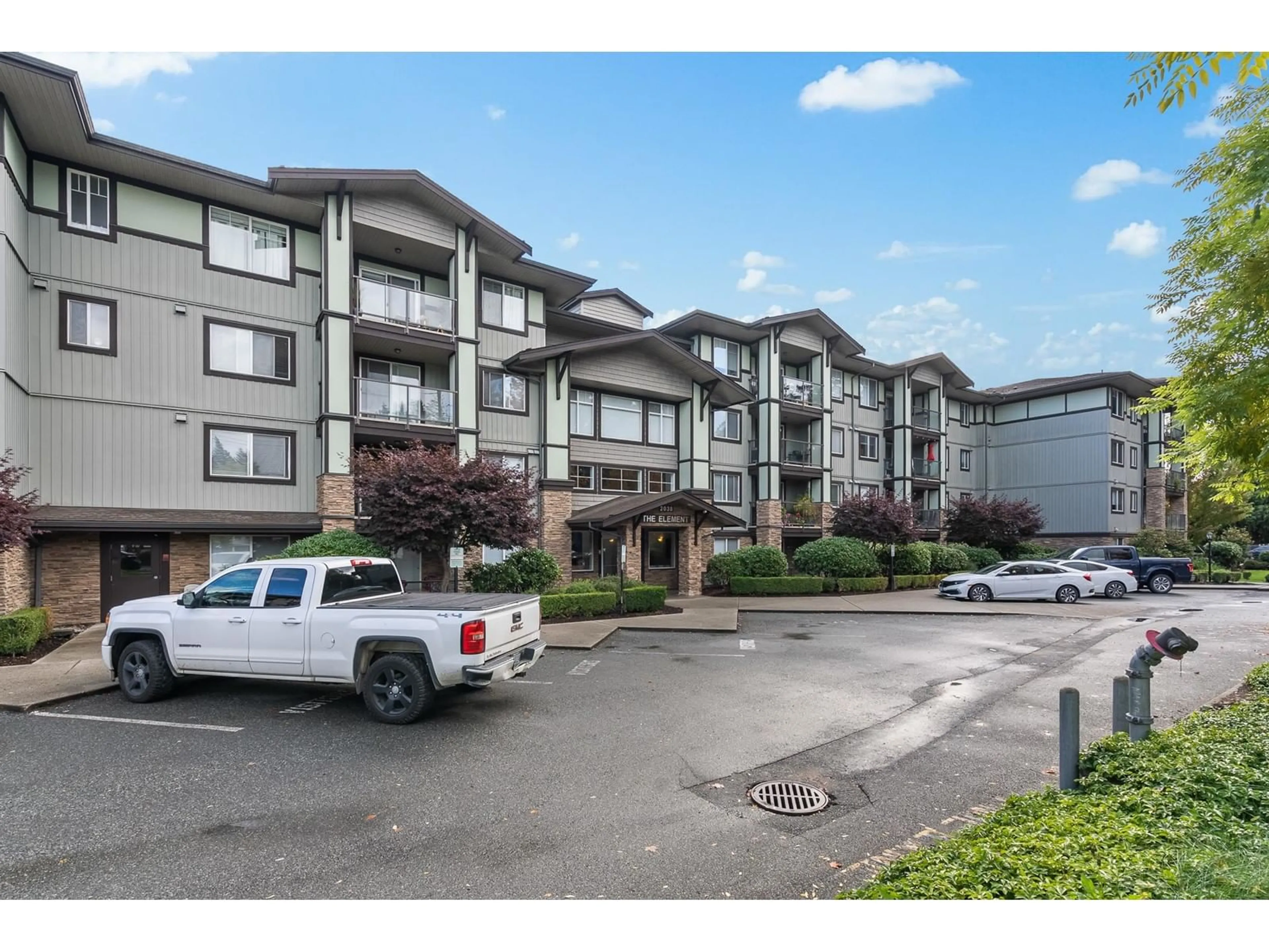 A pic from exterior of the house or condo, the street view for 305 2038 SANDALWOOD CRESCENT, Abbotsford British Columbia V2S3H6