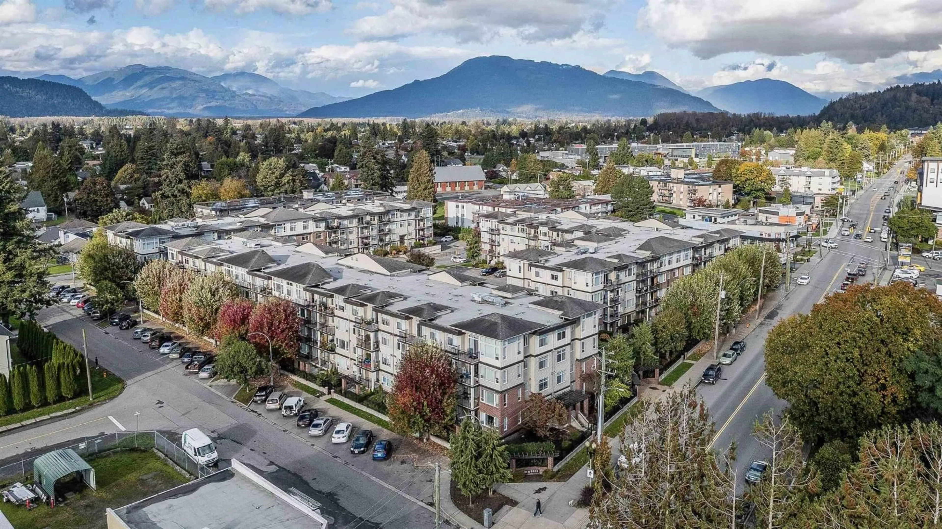 A pic from exterior of the house or condo, the view of mountain for 217 9422 VICTOR STREET, Chilliwack British Columbia V2P0B8