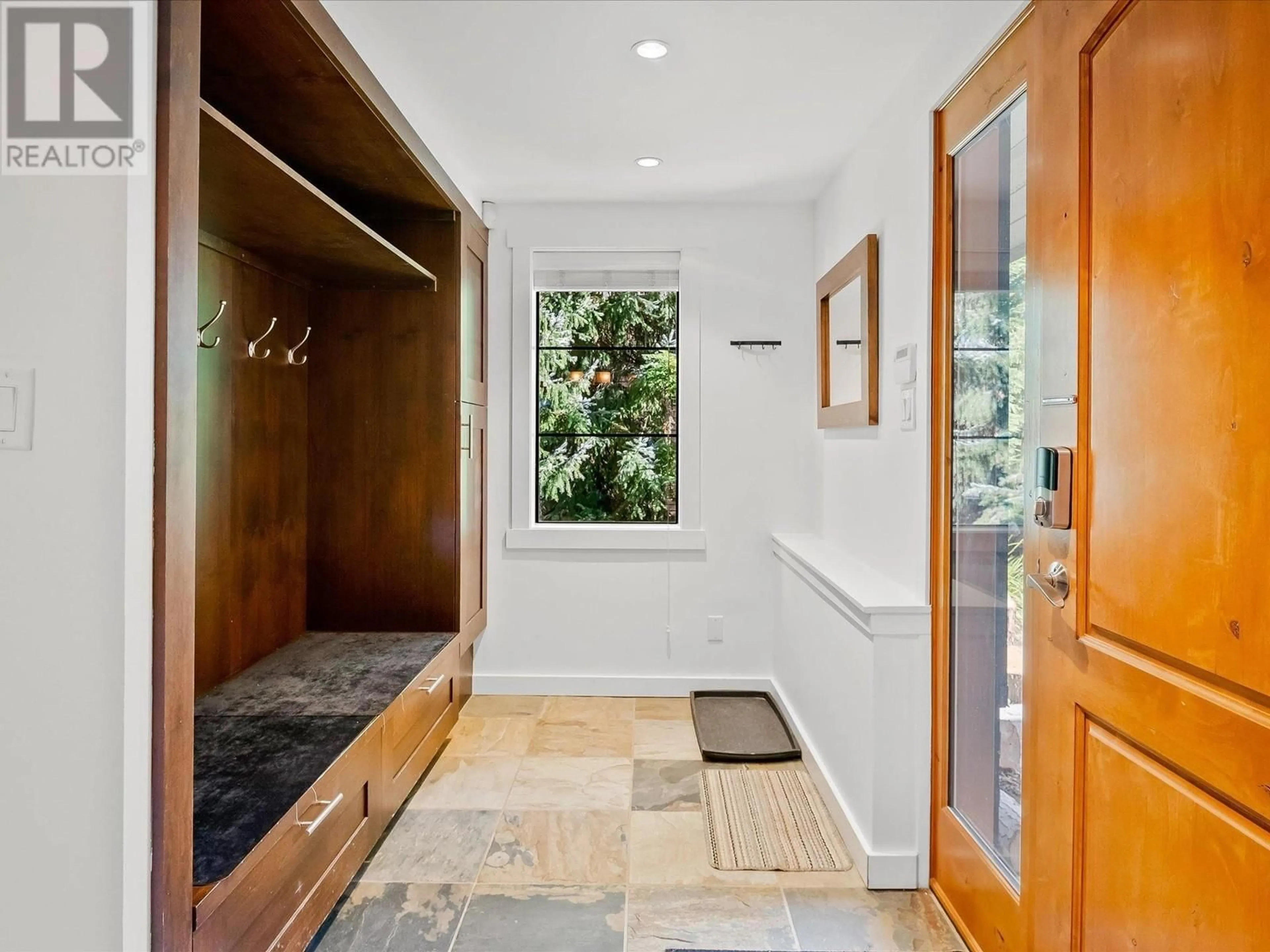 Indoor entryway, wood floors for 16 4873 PAINTED CLIFF ROAD, Whistler British Columbia V0N1B4