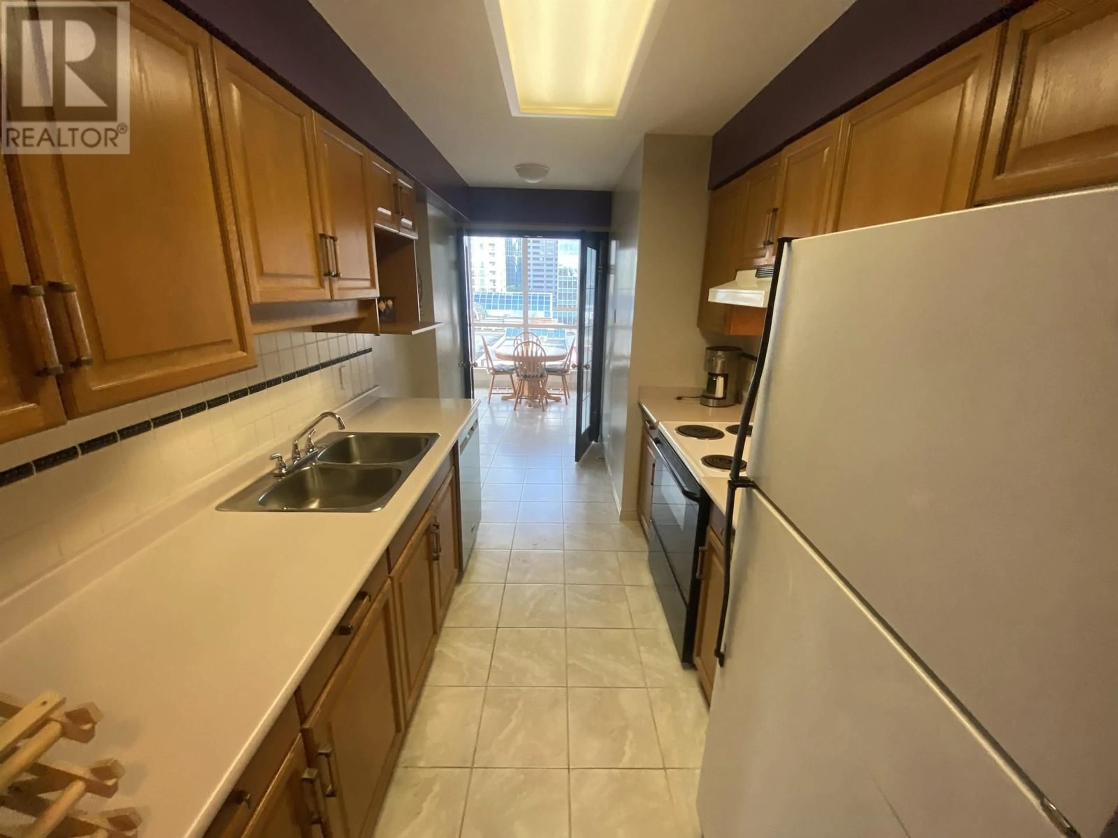 Standard kitchen, not visible floor for 503 1111 HARO STREET, Vancouver British Columbia V6E1E3